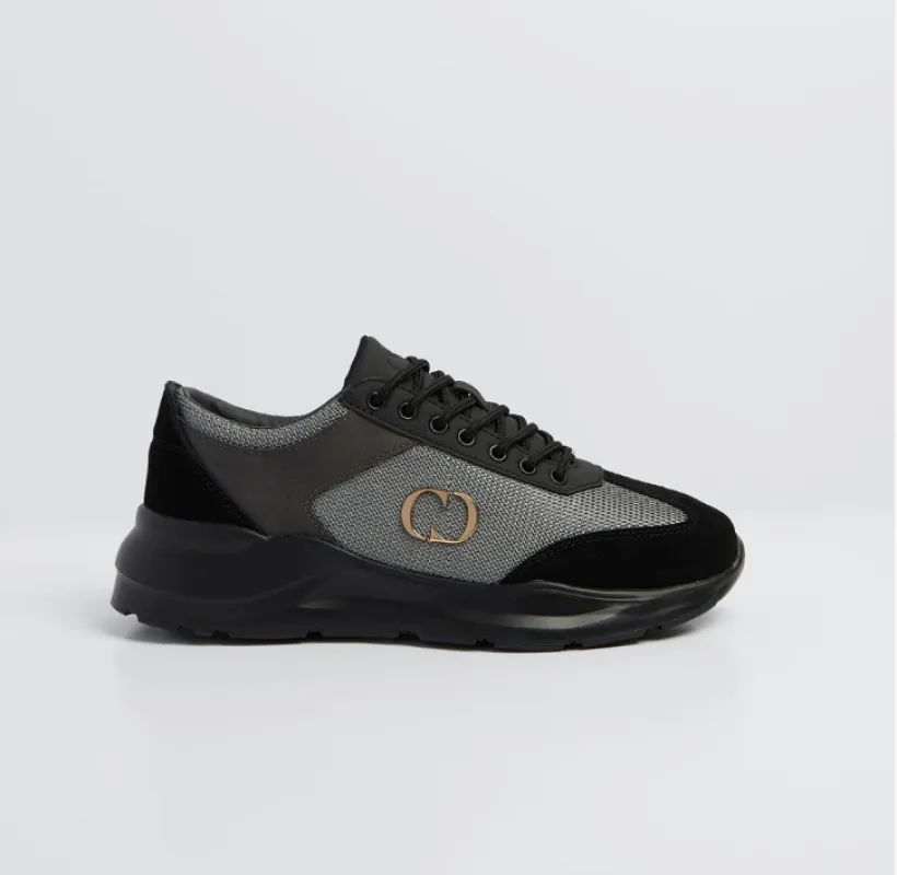 SPEED RUNNER sold by Criminal Damage