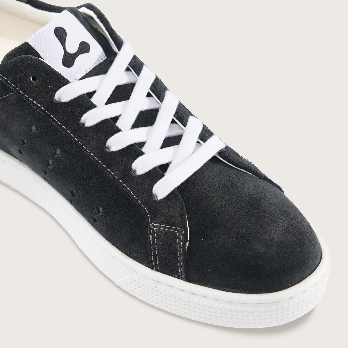 Halo Sneaker Tongue Graphic Obsidian Black/Hematite Grey sold by Lazo product image thumbnail 3