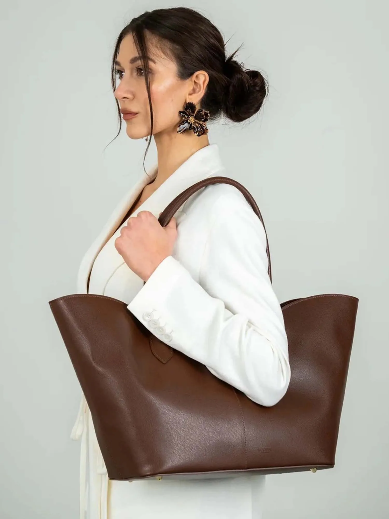 LOREN in Leather Saffiano Cognac sold by MADBAG product image thumbnail 2