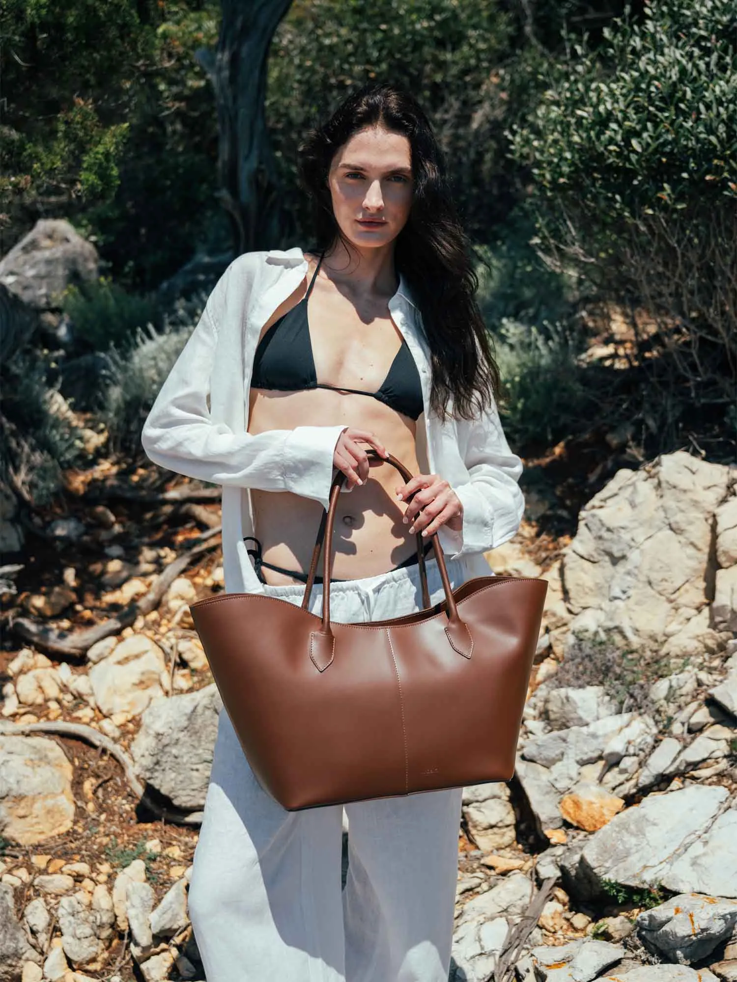 LOREN in Leather Calfskin Cognac sold by MADBAG product image thumbnail 4