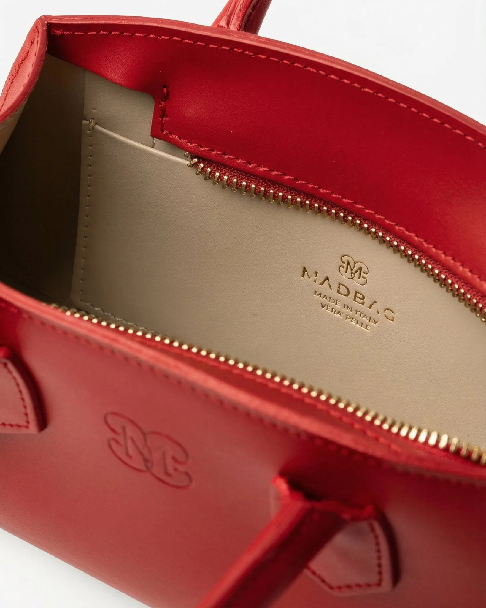 Small Bassotto in leather Red sold by MADBAG product image thumbnail 4