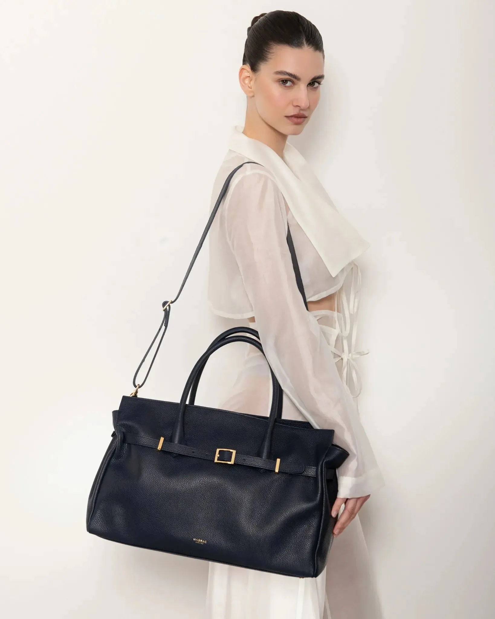 BELLUCCI Tote in Dollar-Grain Leather Blue sold by MADBAG product image thumbnail 3