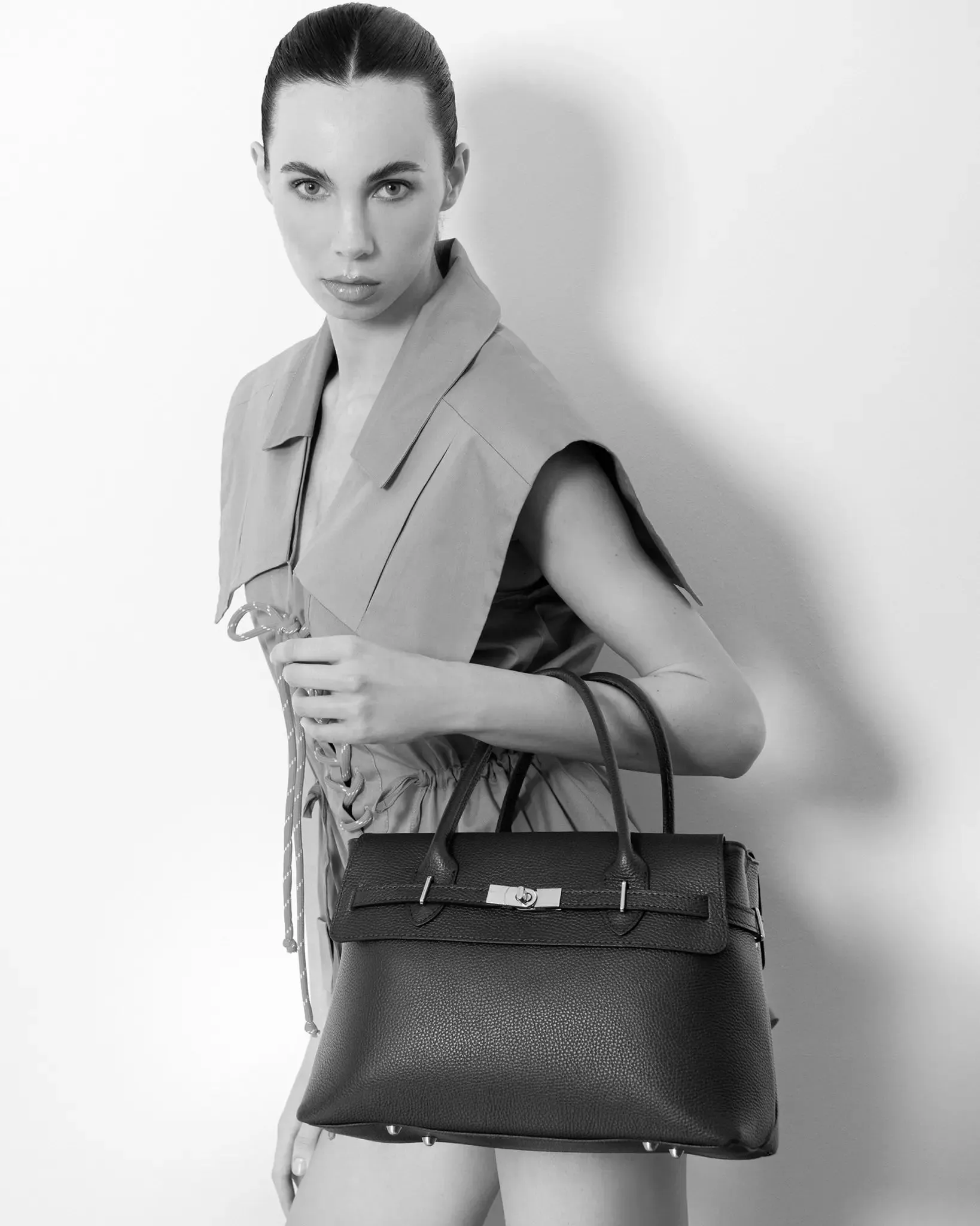BOWLING in dollar leather Taupe sold by MADBAG product image thumbnail 2