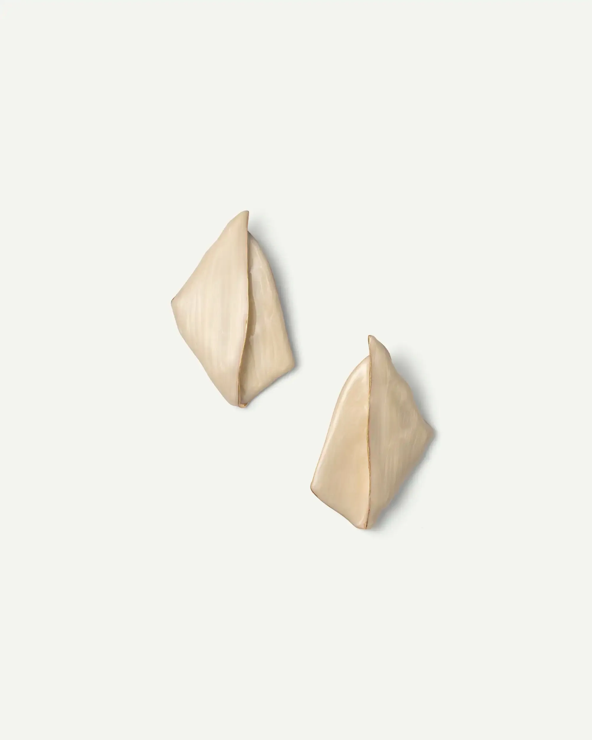 SCULPT EARRINGS sold by MADBAG product image thumbnail 3