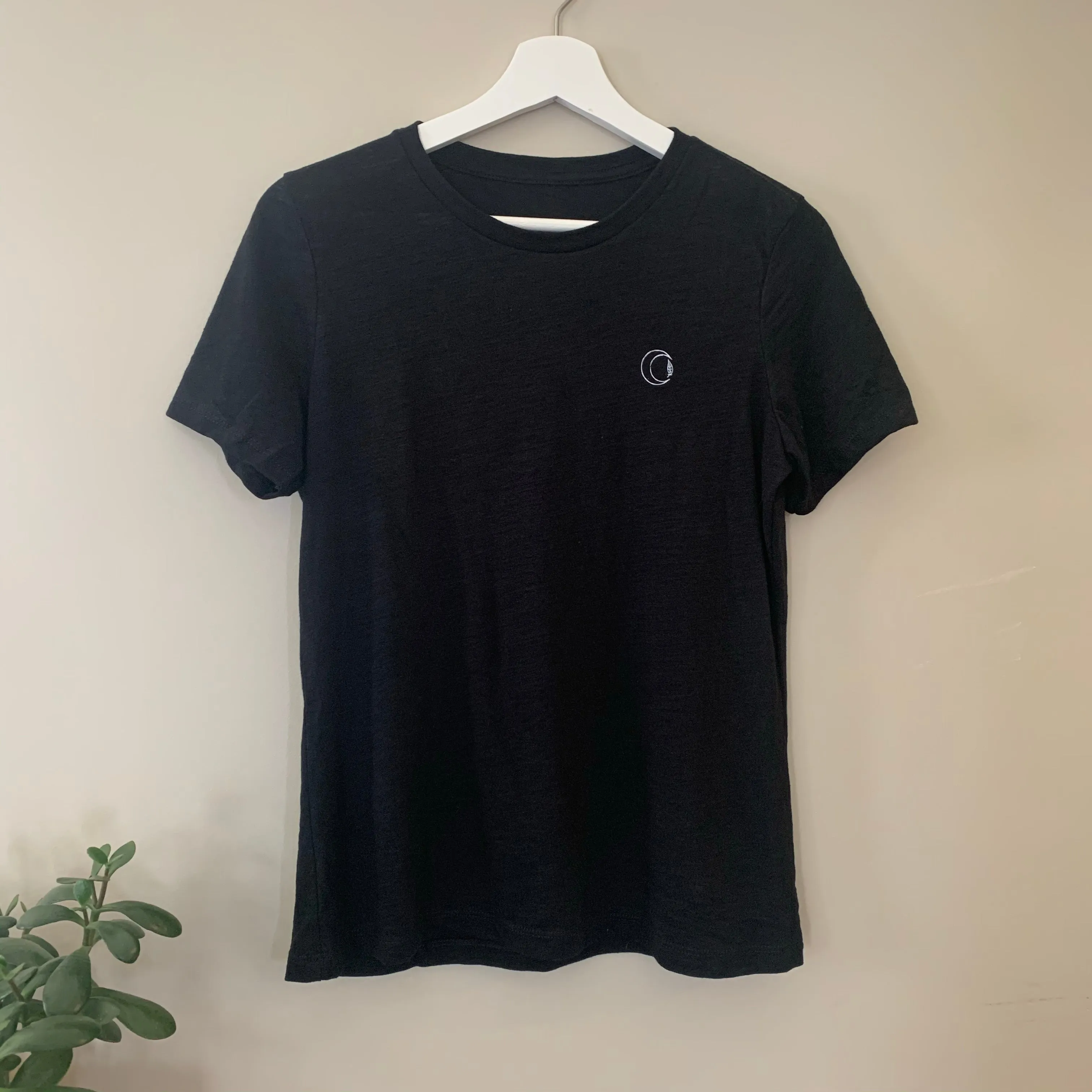 RELAXED VINTAGE TEE sold by Temper + Lace