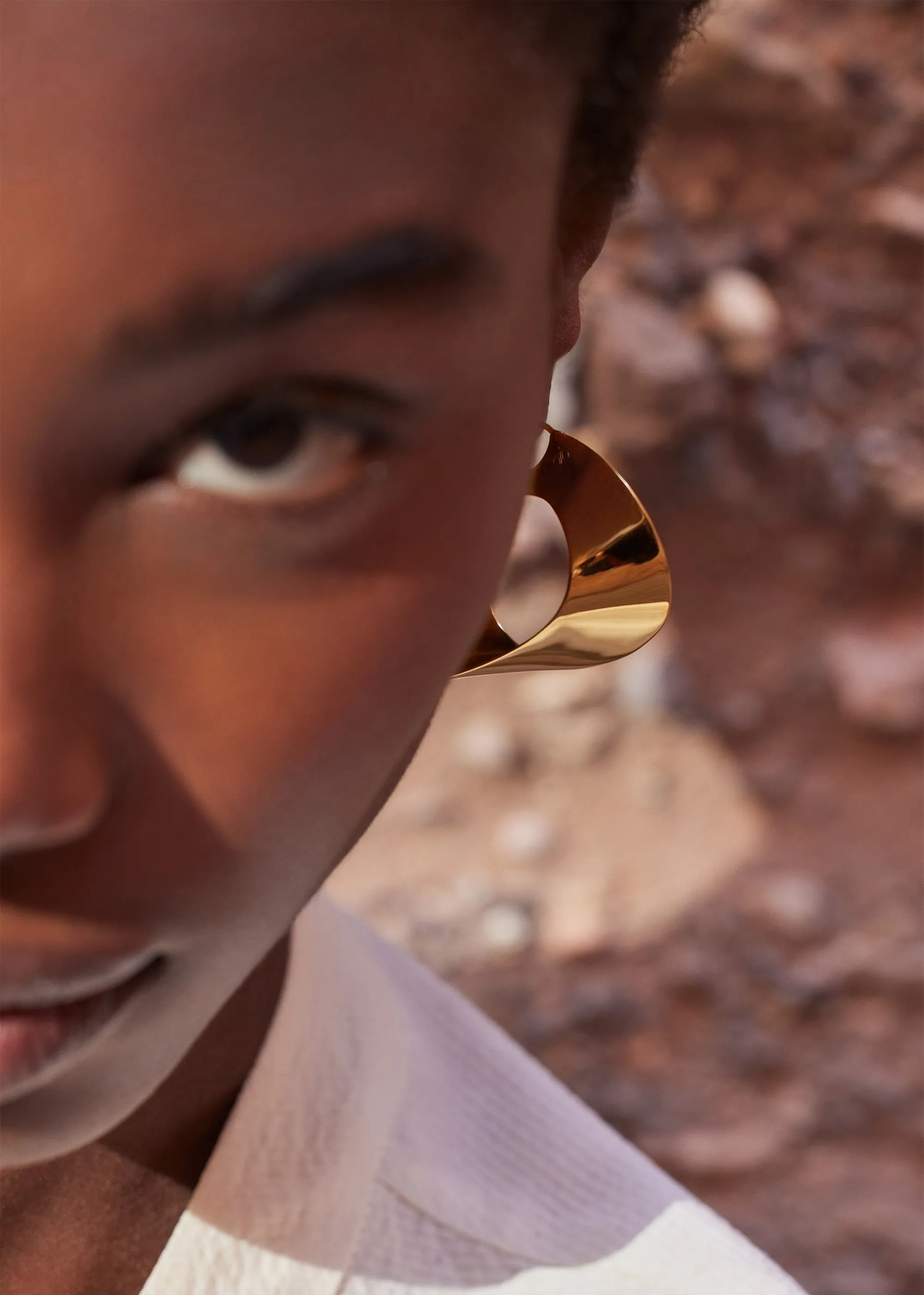 Éole Hoop Earrings - 24 carat gold gilded sold by Polene product image thumbnail 5