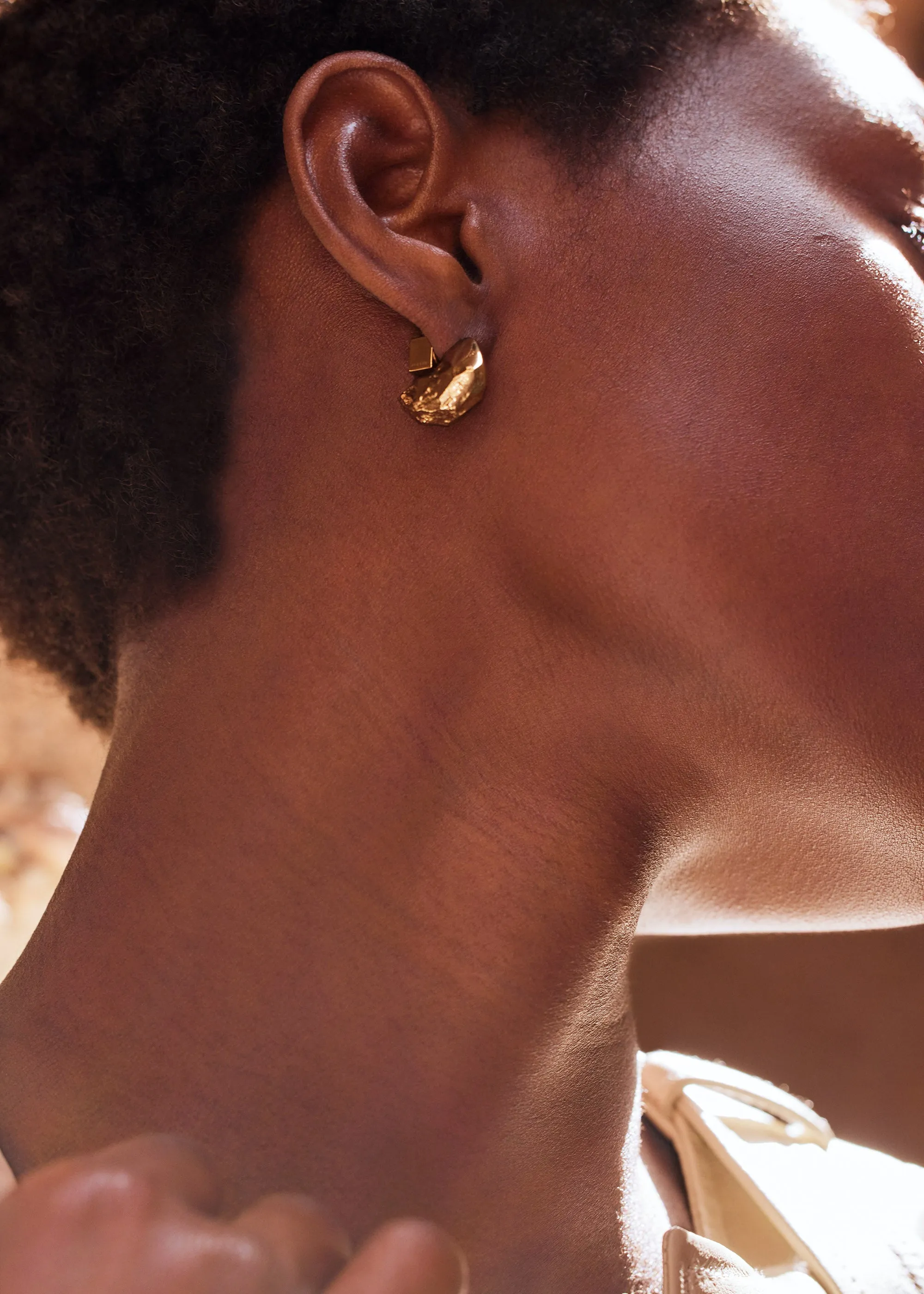 Eroz Stud Earrings - 24 carat gold gilded sold by Polène product image thumbnail 5