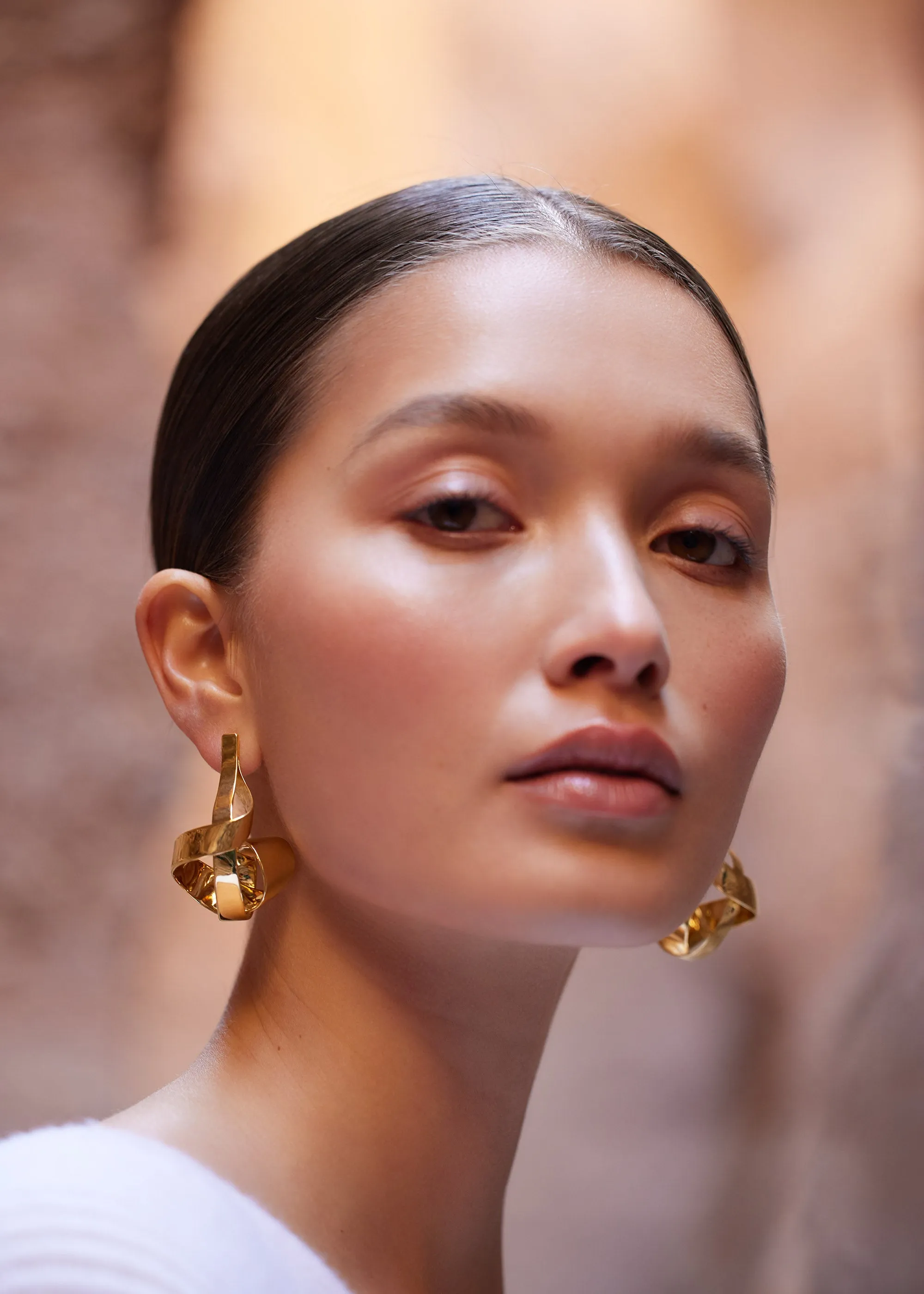 Éole Spiral Earrings - 24 carat gold-gilded sold by Polène product image thumbnail 4