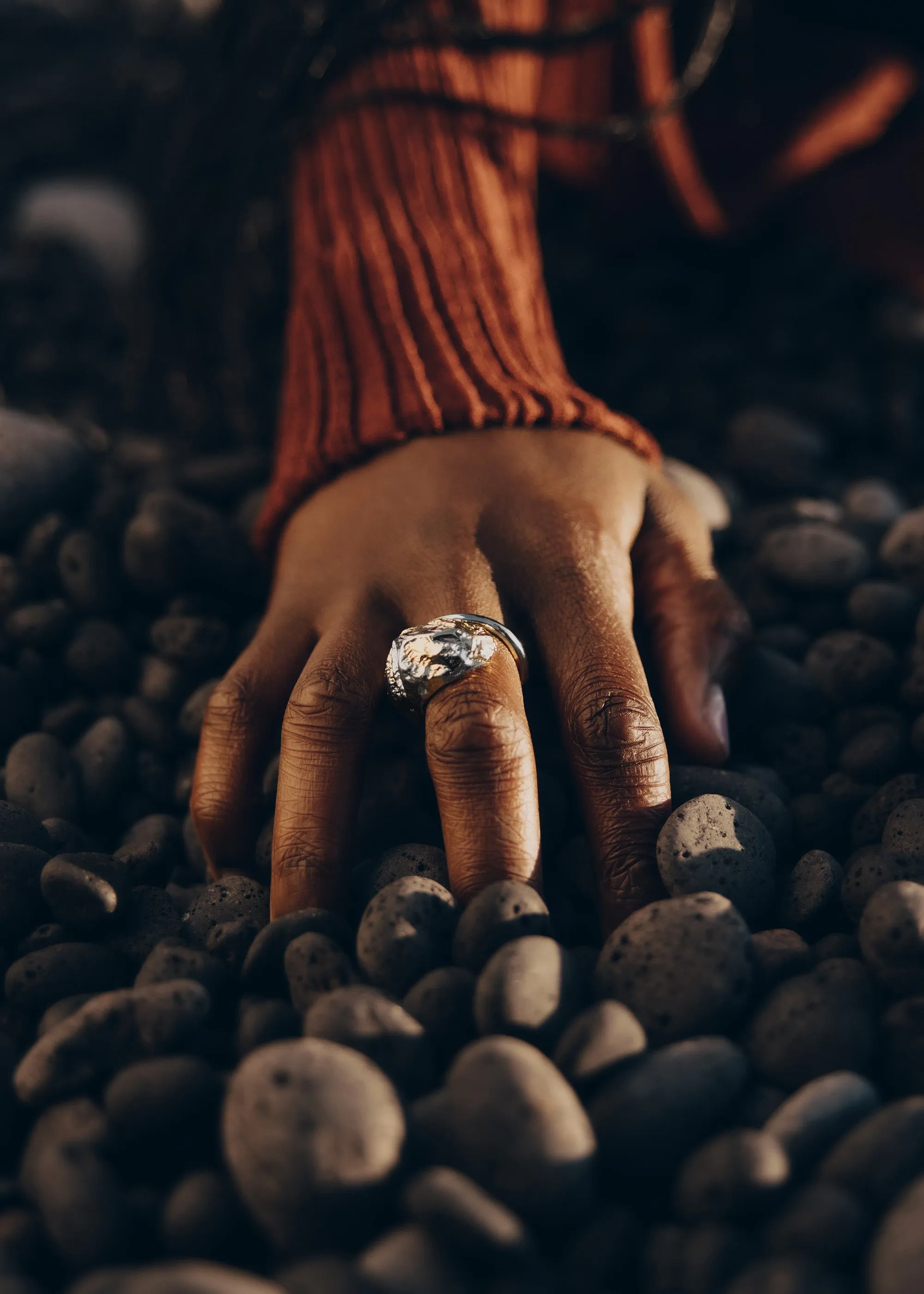 Eroz Ring - Duo palladium with 24 carat gold plating sold by Polène product image thumbnail 3