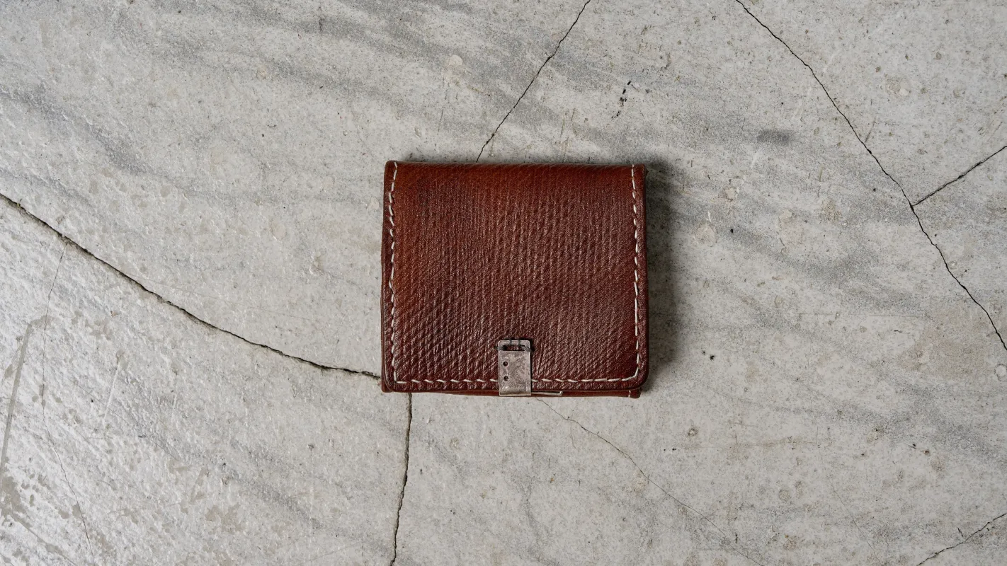 <SPAN>25.1</SPAN><span>"OTHERS" </span>FOLDING COINCASE<BR>RUSSIAN CALF<BR>BROWN made by taichi murakami