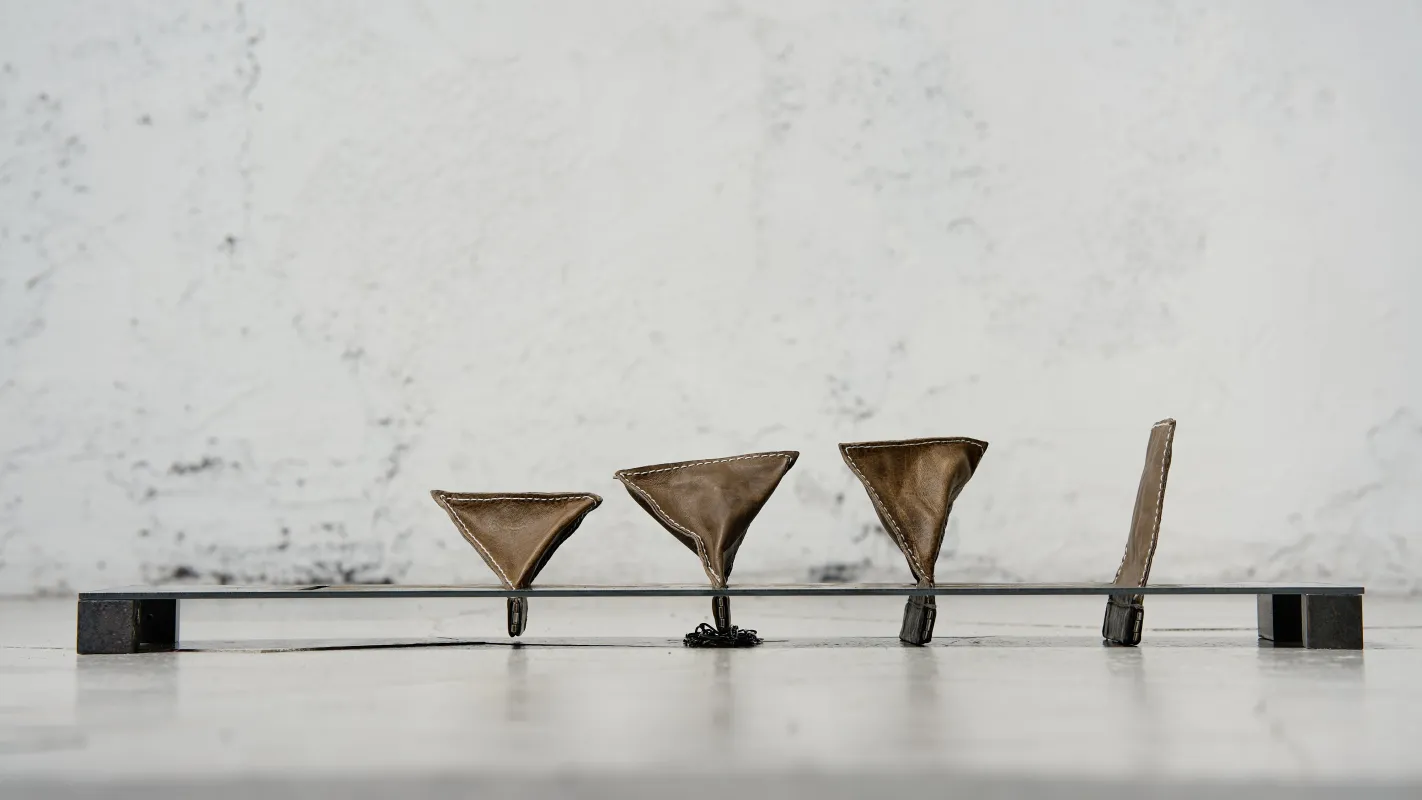 <span>25.1</span><span>"ANGLE"</span>COINCASE START KIT<br>HORSE FULL GRAIN<br>BROWN 65 sold by taichi murakami