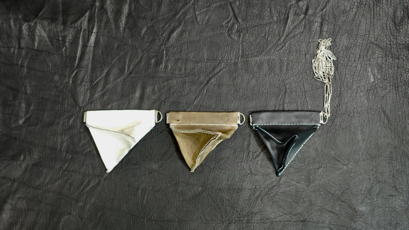 <span>25.1</span><span>"ANGLE"</span>COINCASE 10-45°<br>HORSE FULL GRAIN sold by taichi murakami