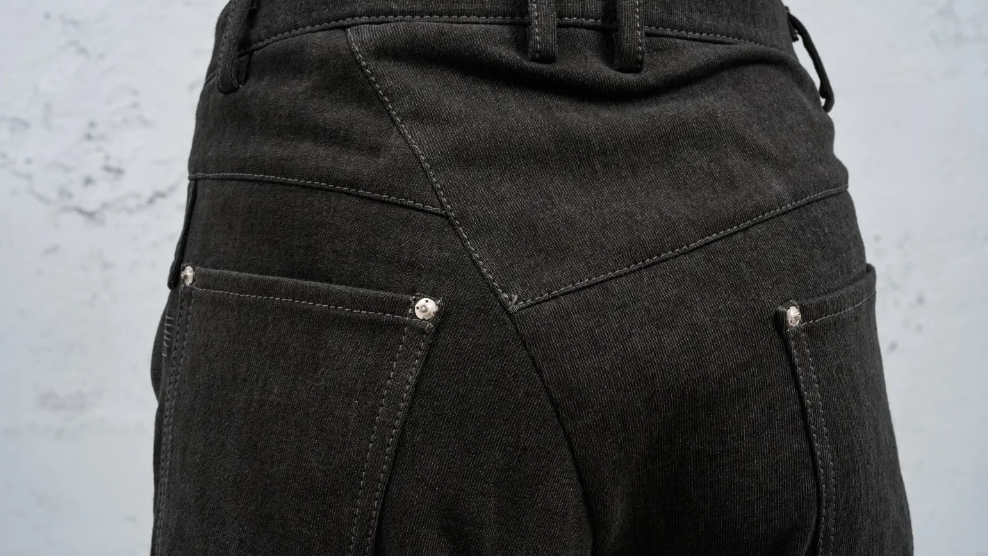 <span>27.1</span><span>"DISPLACEMENT"</span>JEANS<br>HEAVY JERSEY MEDIUM<br>CARBON made by taichi murakami