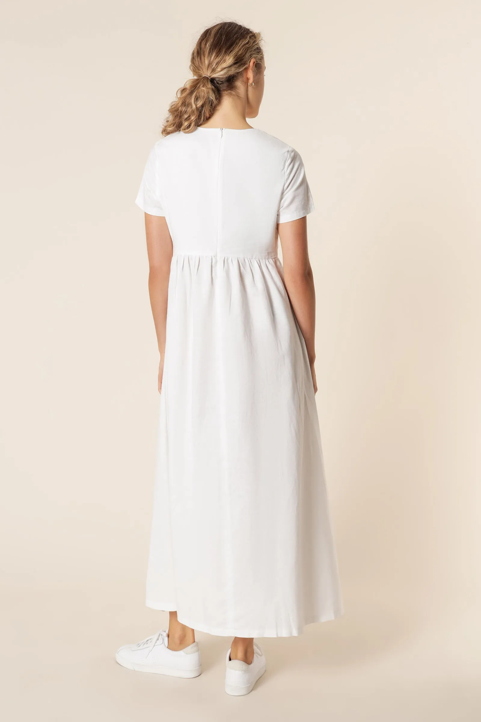 CLAUDIA LINEN MAXI DRESS sold by Nude Lucy product image thumbnail 4