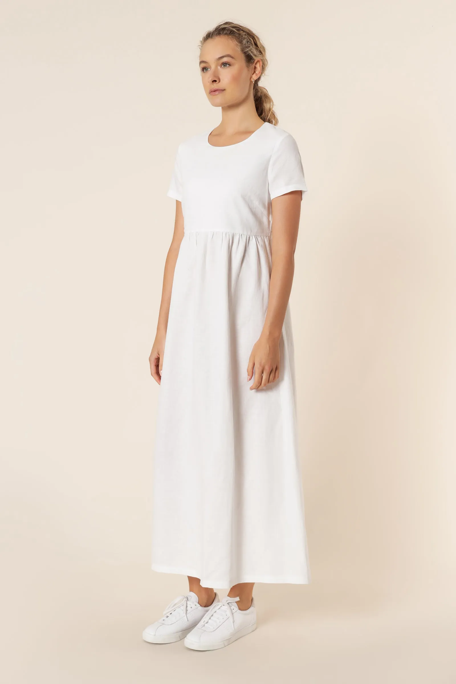 CLAUDIA LINEN MAXI DRESS sold by Nude Lucy product image thumbnail 3