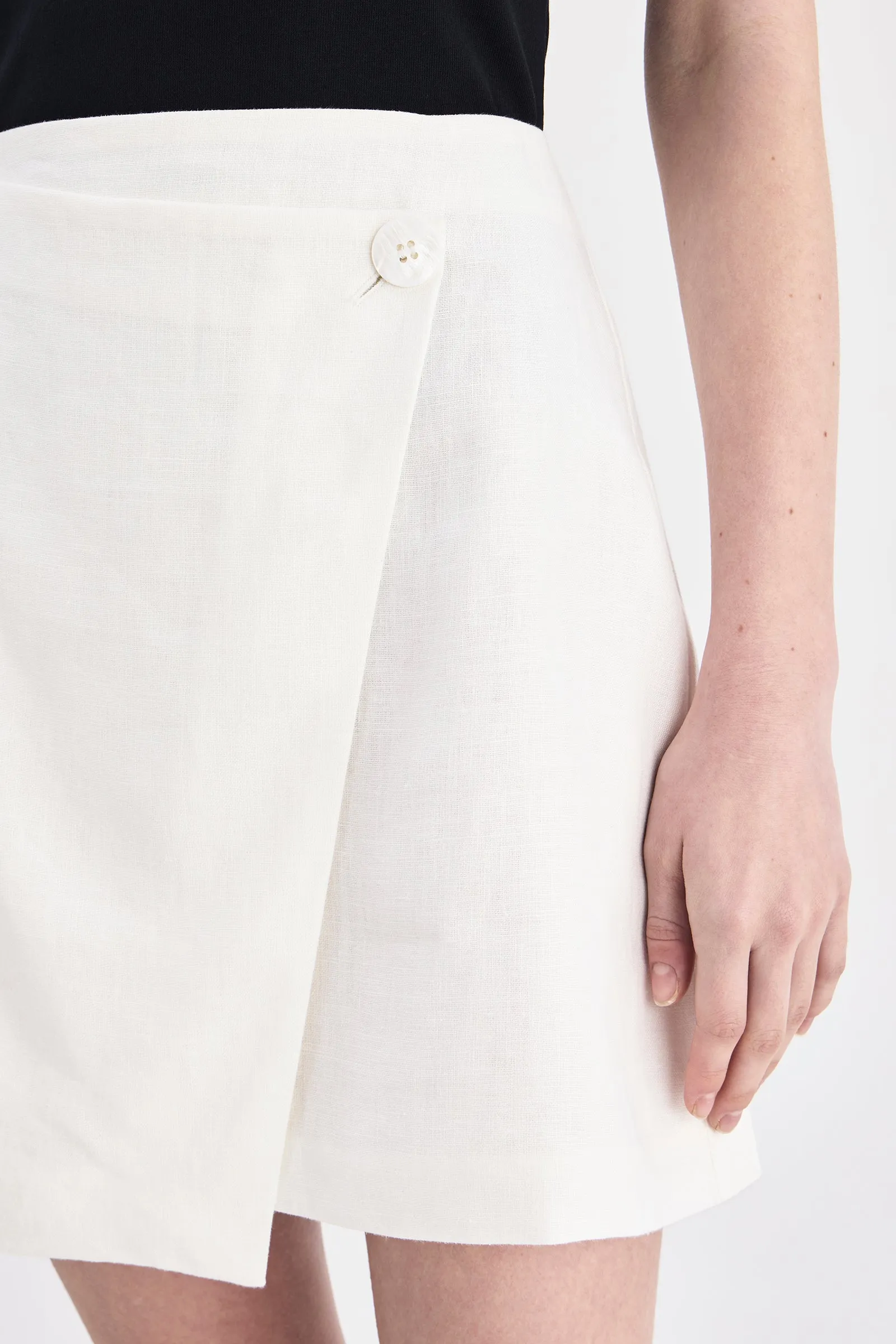 THILDA LINEN SKIRT sold by Nude Lucy product image thumbnail 5