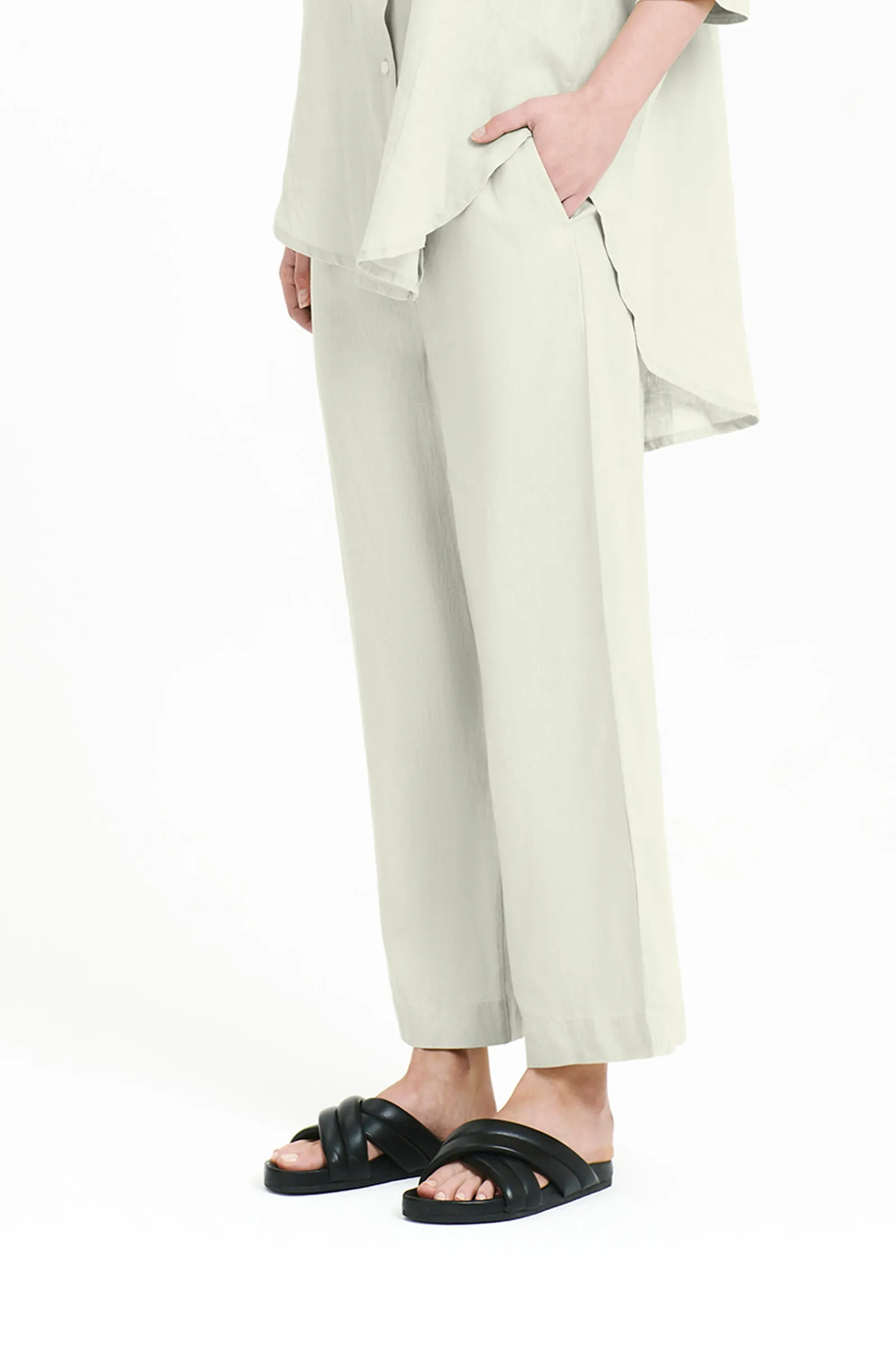 LOUNGE LINEN CROP PANT sold by Nude Lucy product image thumbnail 3