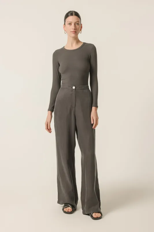 MONROE ORGANIC LS TEE sold by Nude Lucy