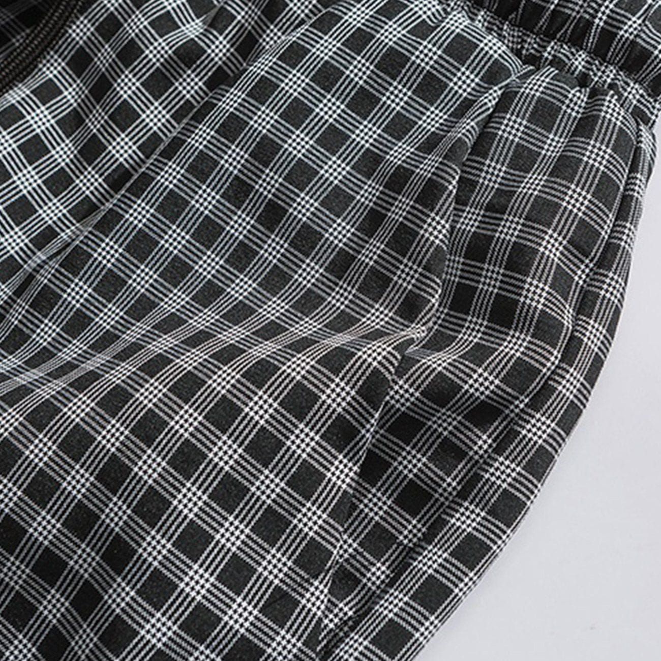 Aelfric Eden Plaid Print Shorts sold by Aelfric Eden product image thumbnail 4