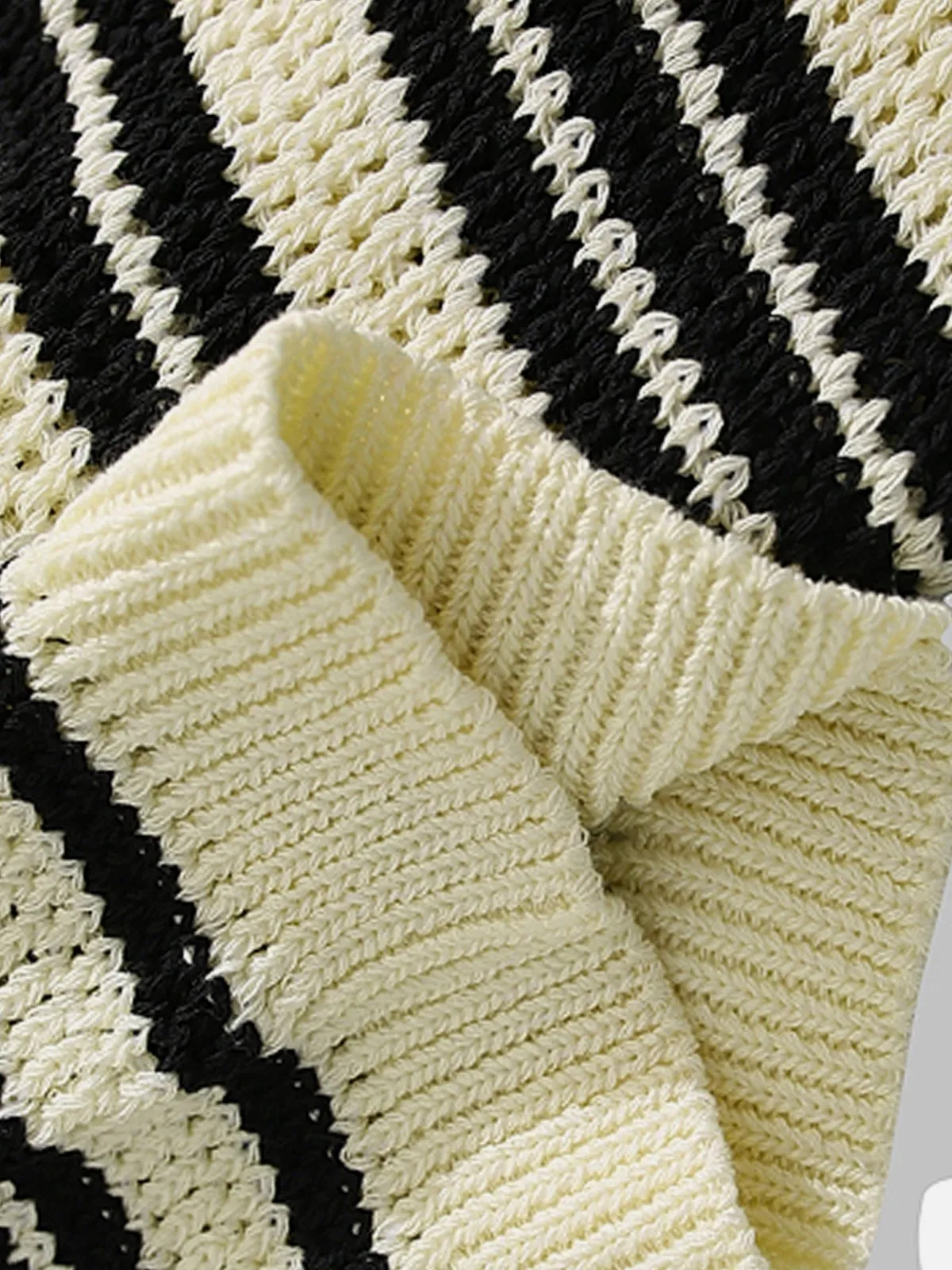 Aelfric Eden Vintage Stripe Cut-Out Tee sold by Aelfric Eden product image thumbnail 4