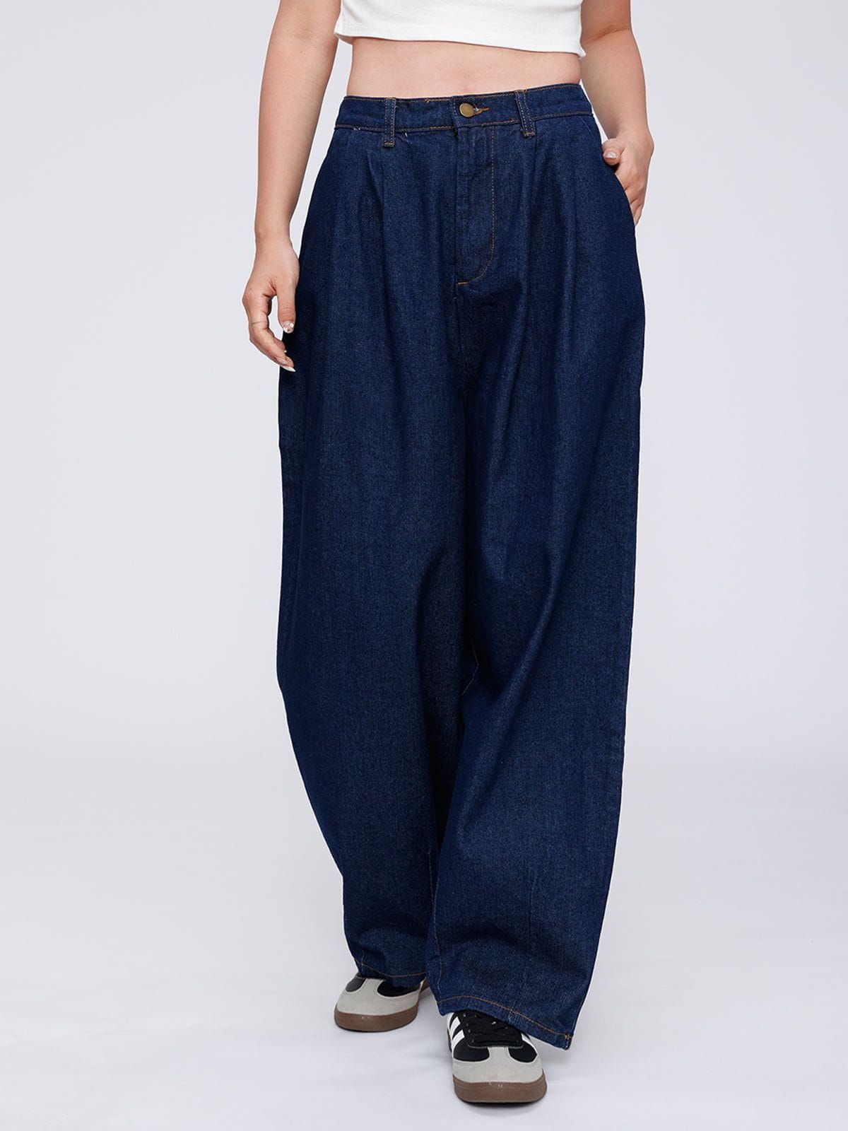 Basic Solid Loose Tapered Wide-leg Jeans sold by Aelfric Eden product image thumbnail 3