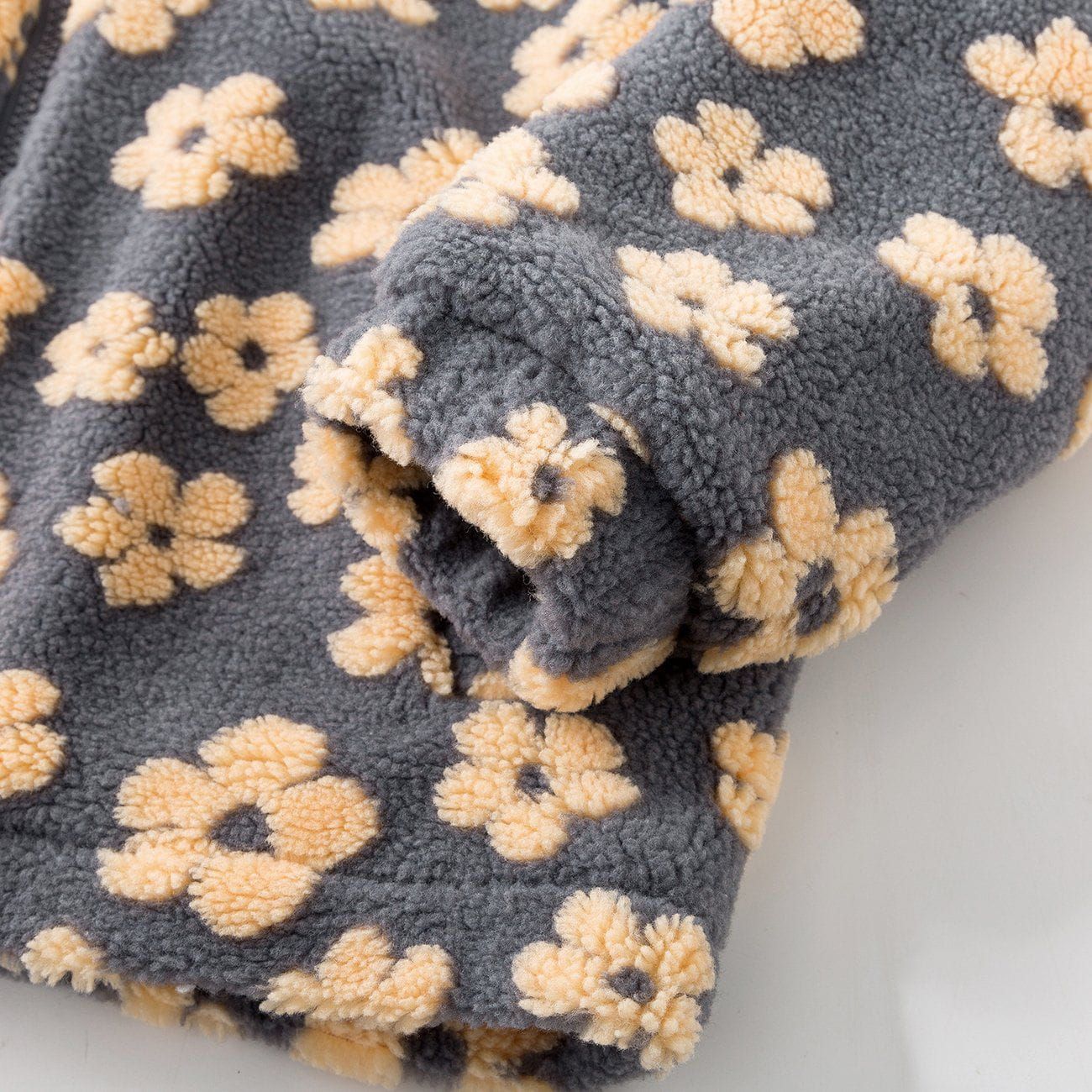 Aelfric Eden Patchwork Daisy Sherpa Jacket sold by Aelfric Eden product image thumbnail 10