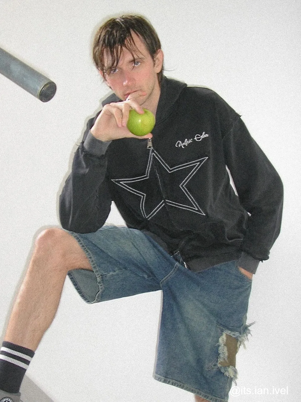 Aelfric Eden Oversized Star Zip Up Hoodie sold by Aelfric Eden product image thumbnail 4