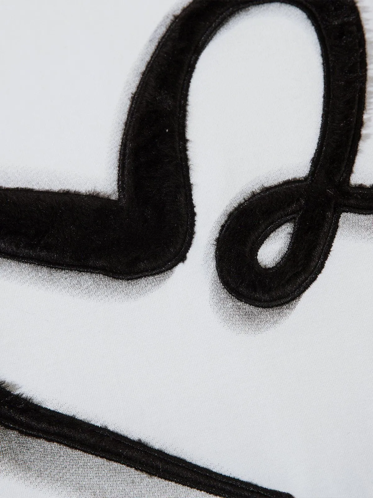 Aelfric Eden Embroidery Line Heart Tee sold by Aelfric Eden product image thumbnail 4