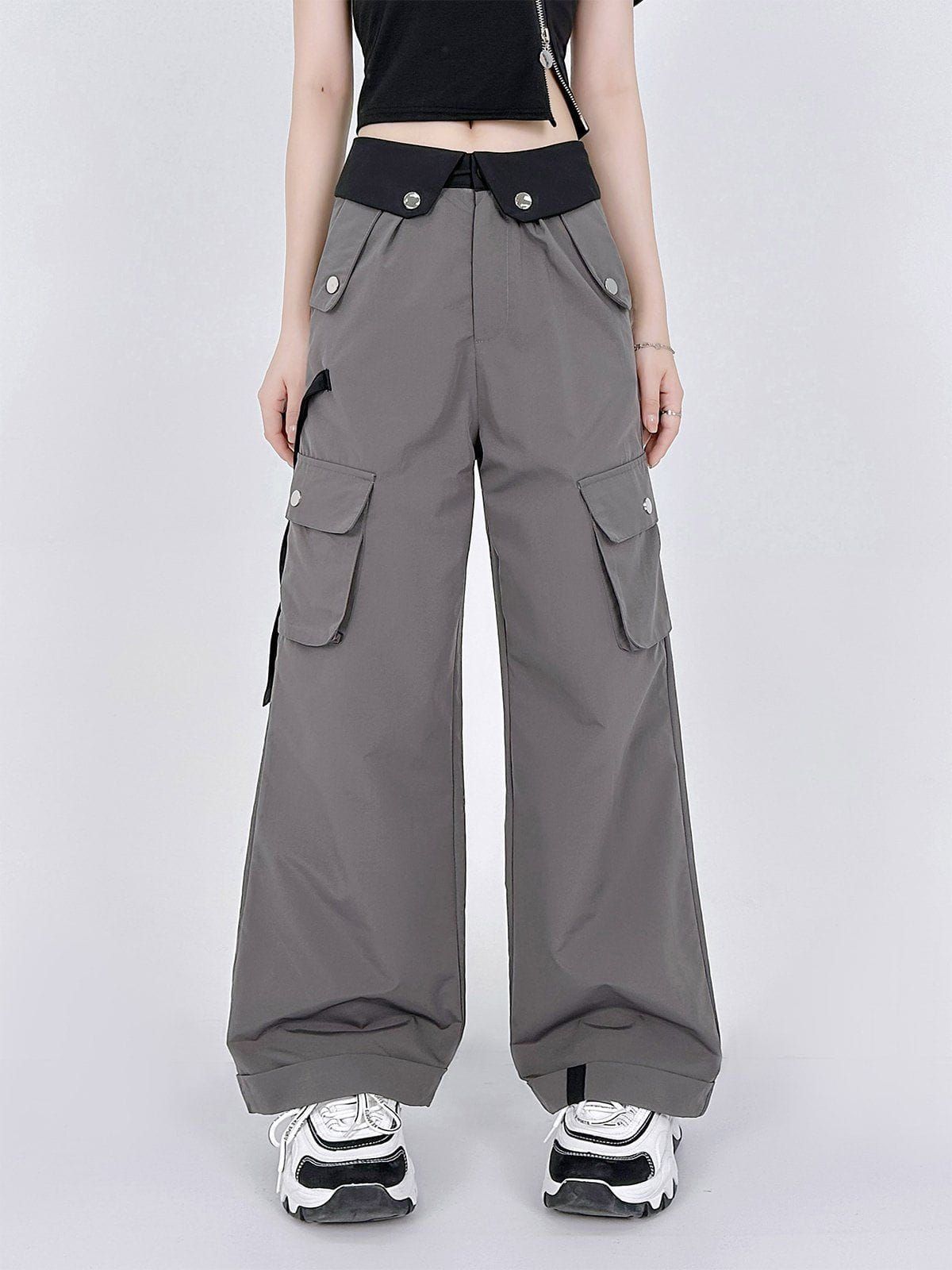 Three-dimensional Pockets Cargo Pants sold by Aelfric Eden product image thumbnail 3