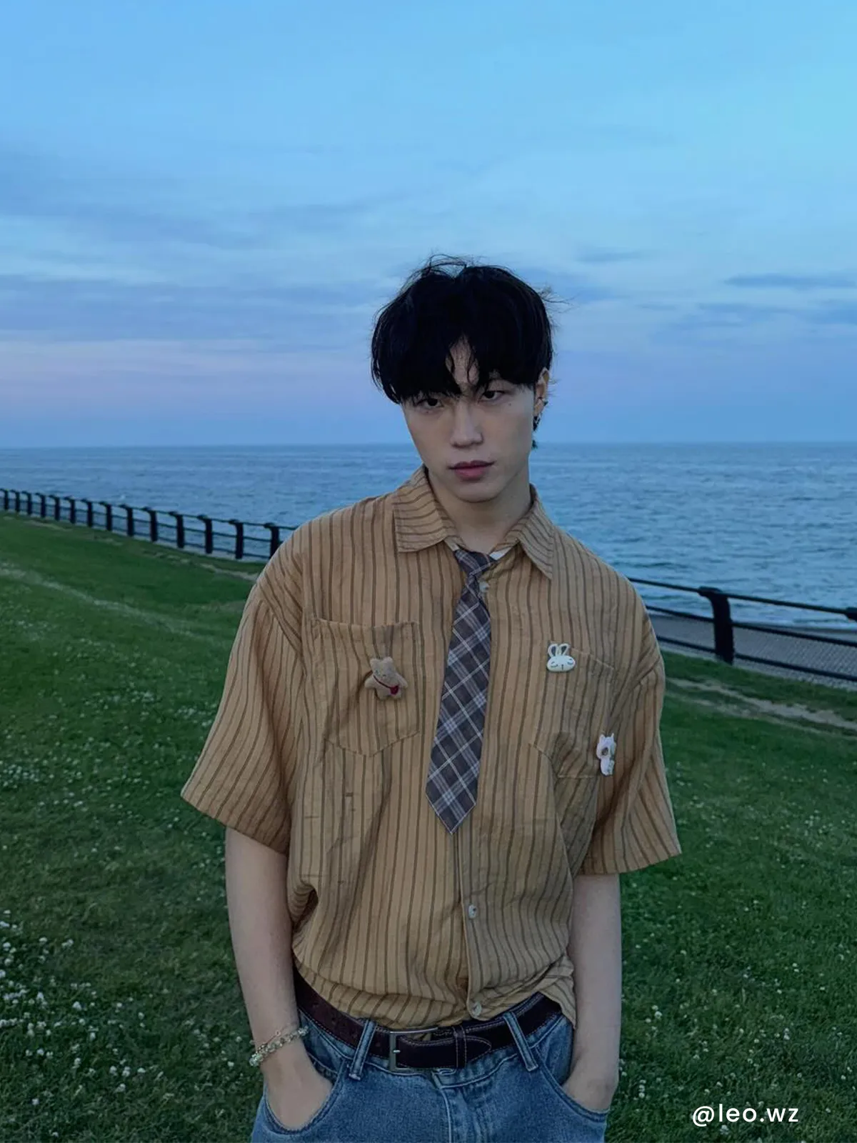 Aelfric Eden Flower Chain Short Sleeve Shirt sold by Aelfric Eden product image thumbnail 4