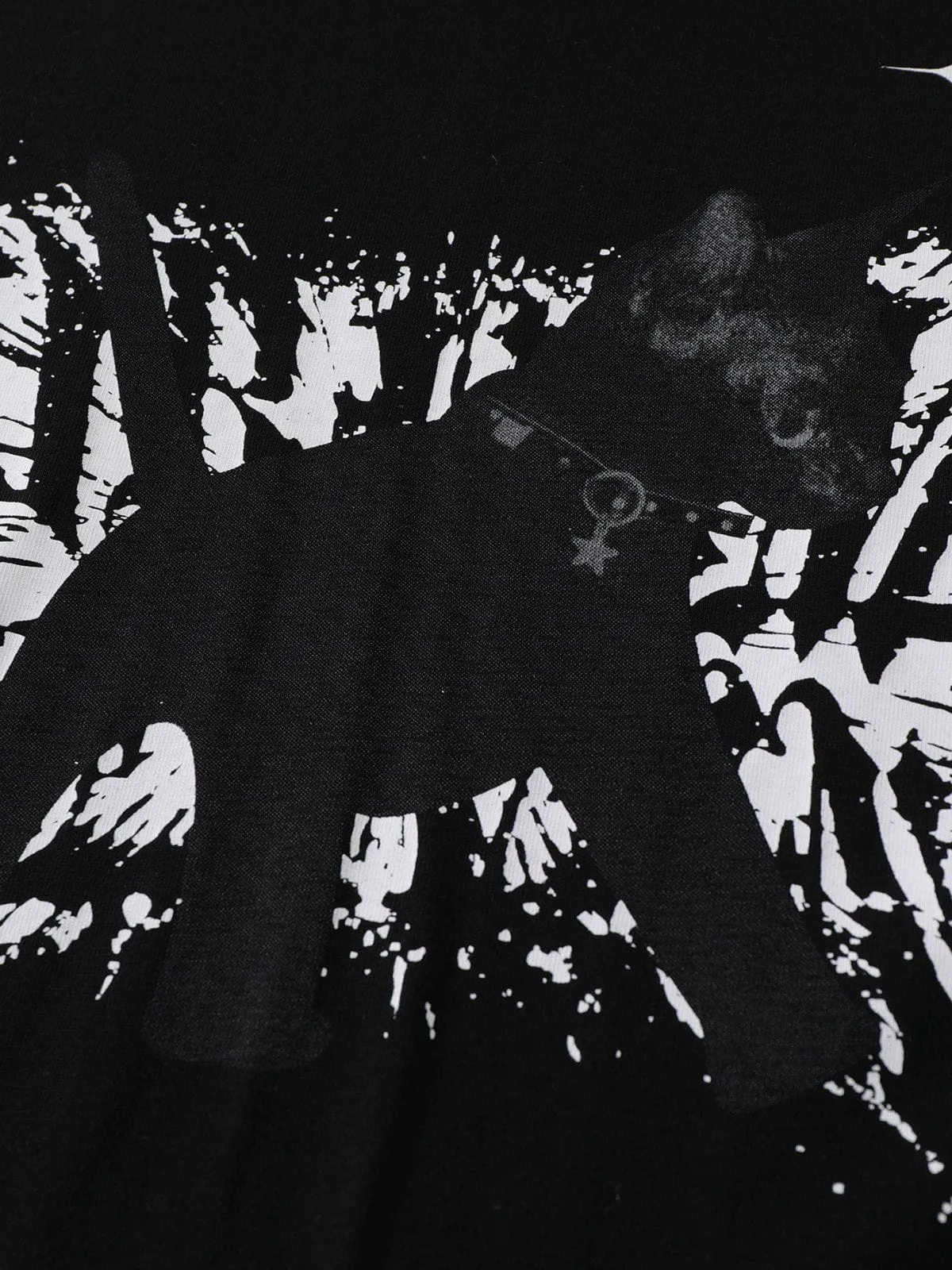 Aelfric Eden Cat Print Distressed Tee sold by Aelfric Eden product image thumbnail 4