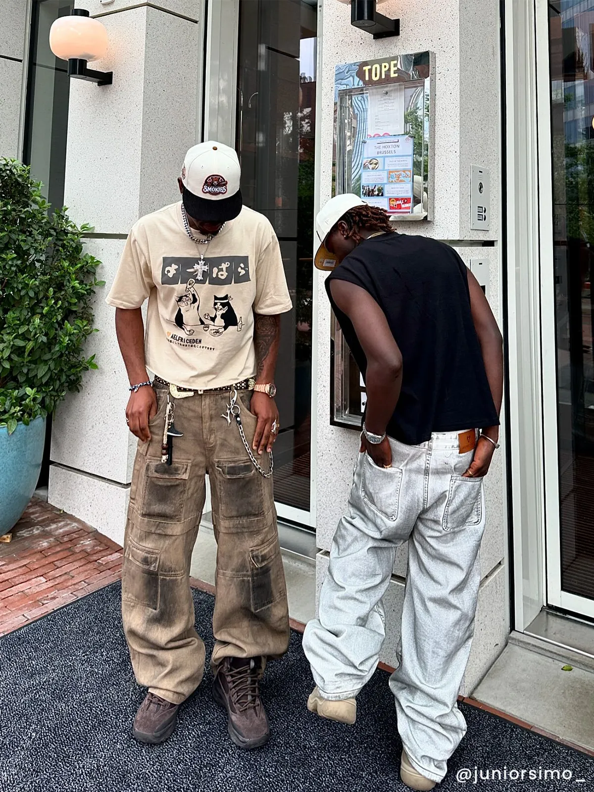 Aelfric Eden The Cat After Work Graphic Tee sold by Aelfric Eden product image thumbnail 3