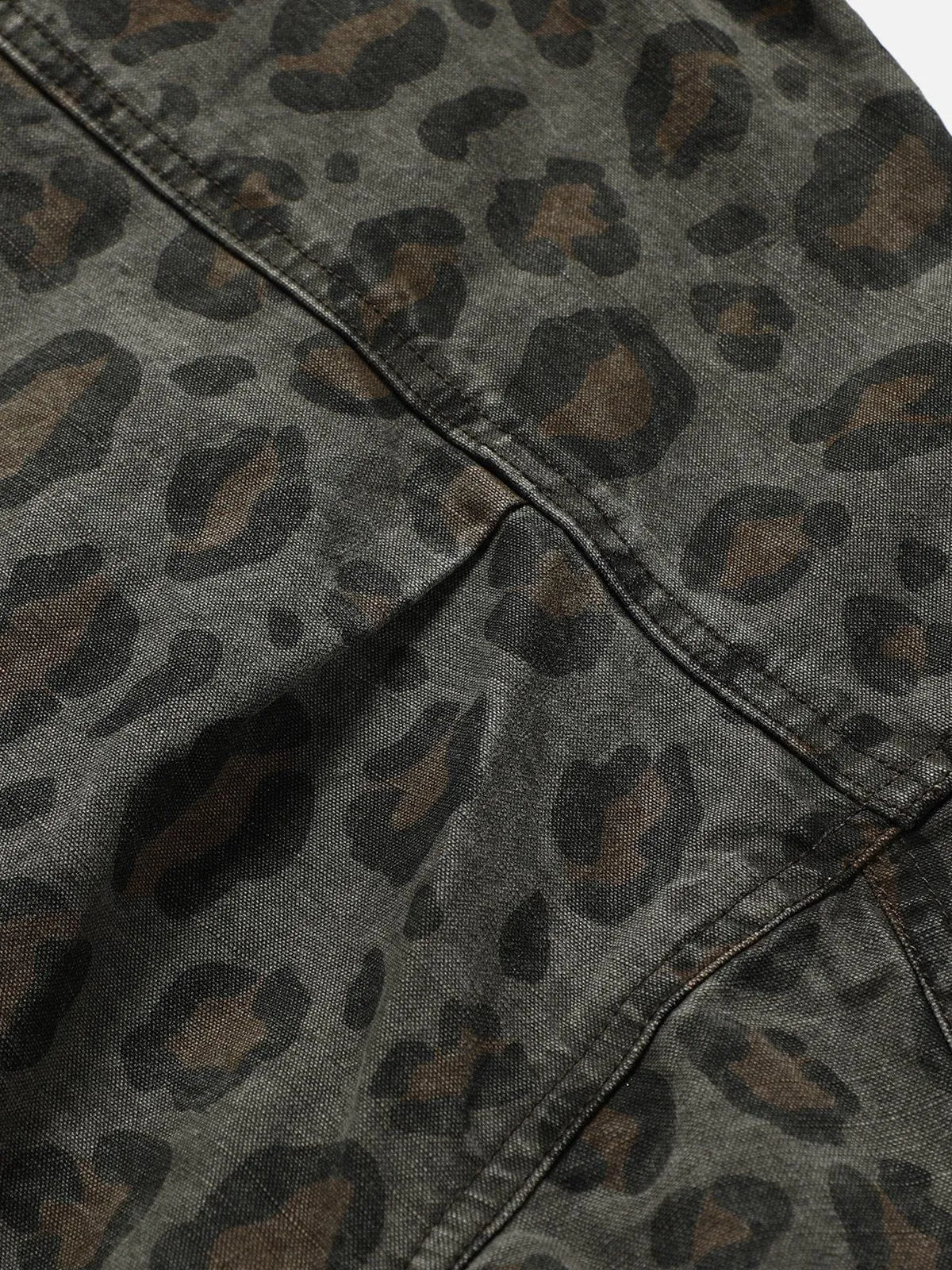 Aelfric Eden Leopard Graphic Long Sleeve Shirt sold by Aelfric Eden product image thumbnail 3