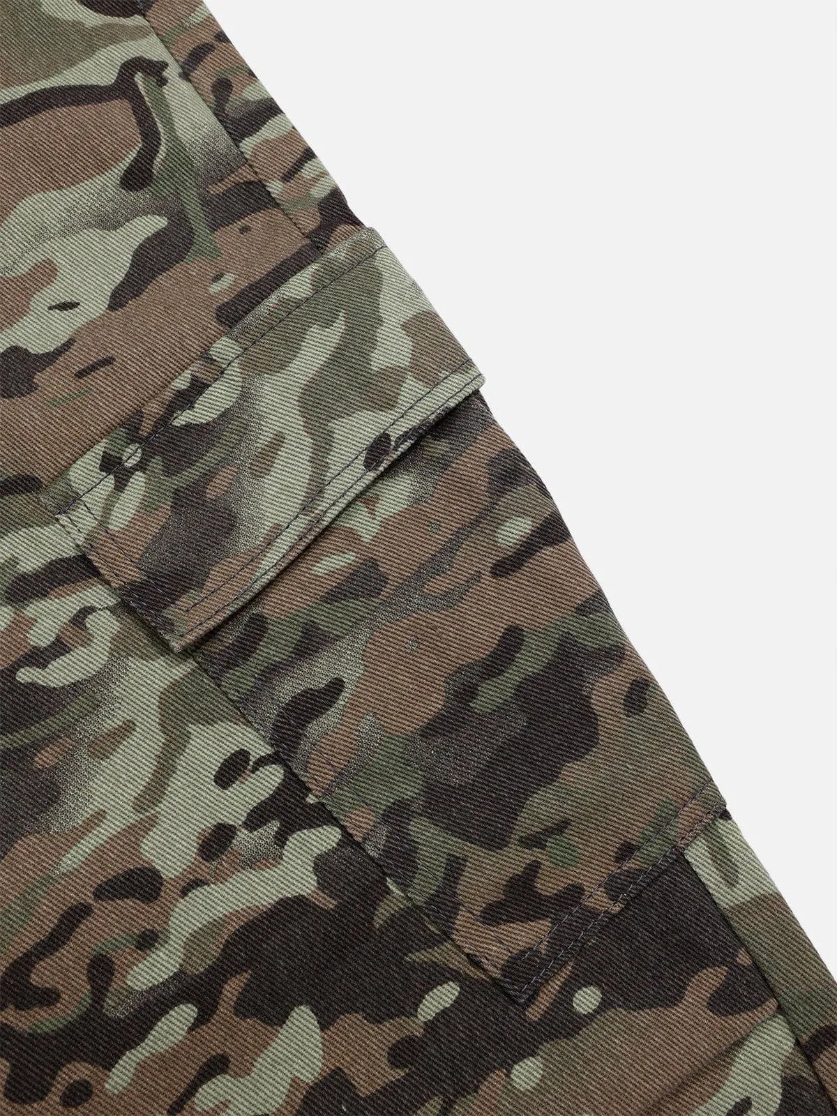 Aelfric Eden Multi Pocket Camouflage Loose Jeans sold by Aelfric Eden product image thumbnail 5