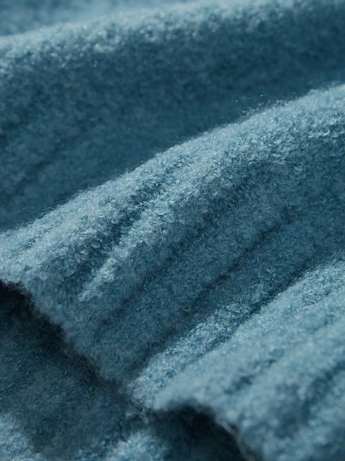 Aelfric Eden Apple Graphic Cropped Sweater sold by Aelfric Eden product image thumbnail 4