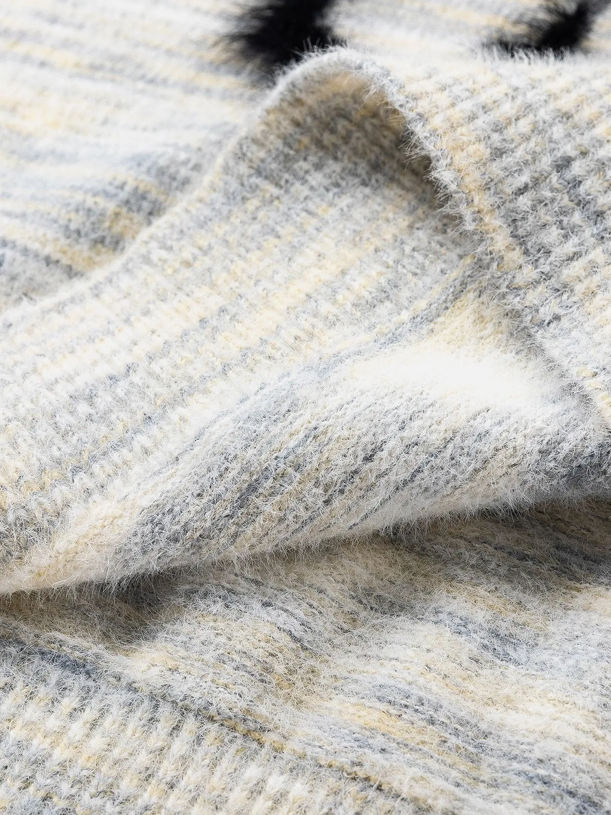 Aelfric Eden Cat Graphic Sweater sold by Aelfric Eden product image thumbnail 5