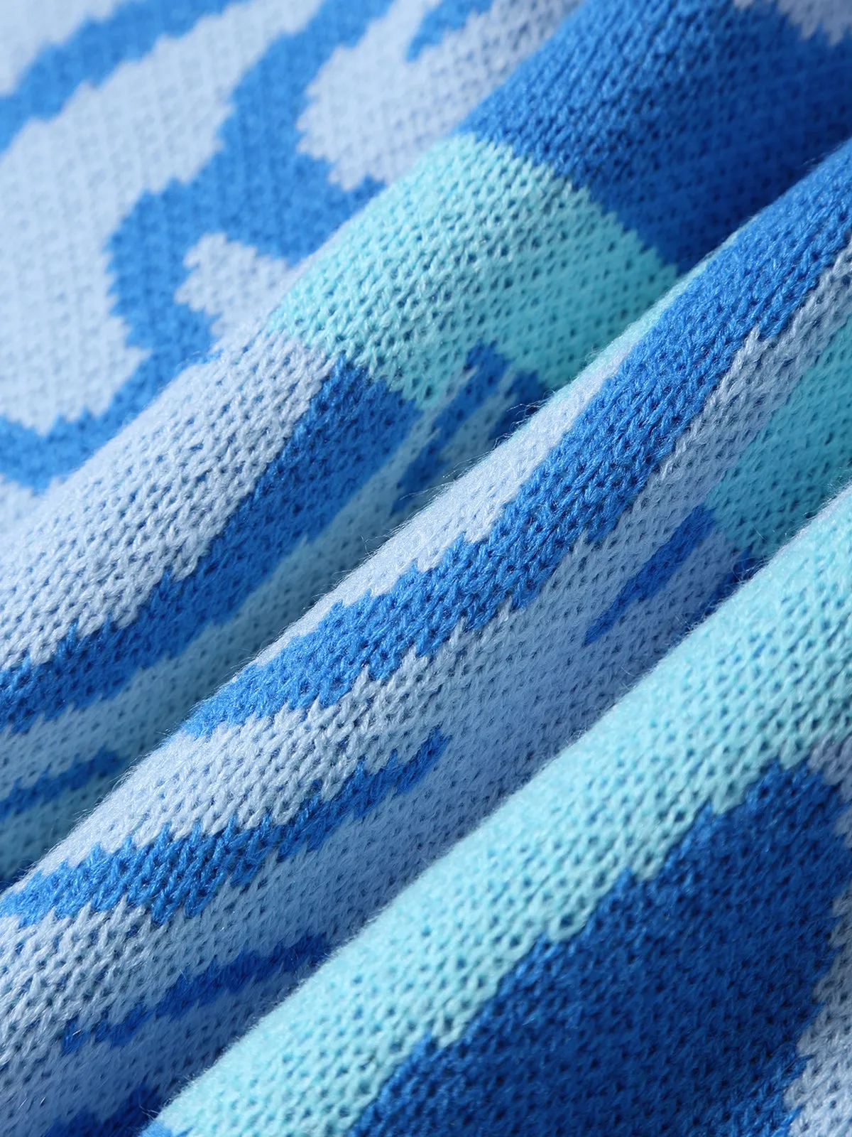 Aelfric Eden V-neck Make Waves Knit Jersey sold by Aelfric Eden product image thumbnail 5