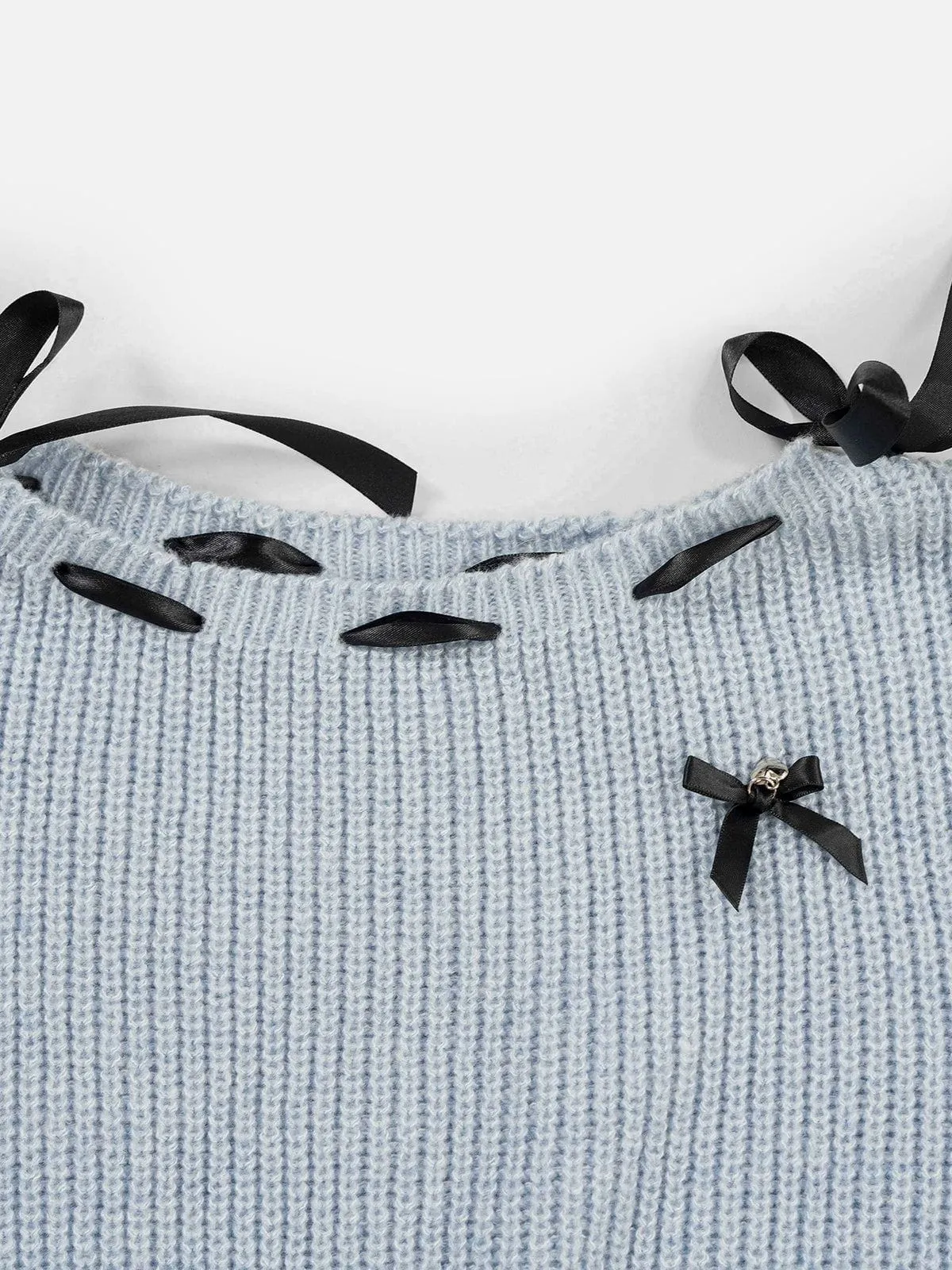 Aelfric Eden Bow Cropped Sweater sold by Aelfric Eden product image thumbnail 5