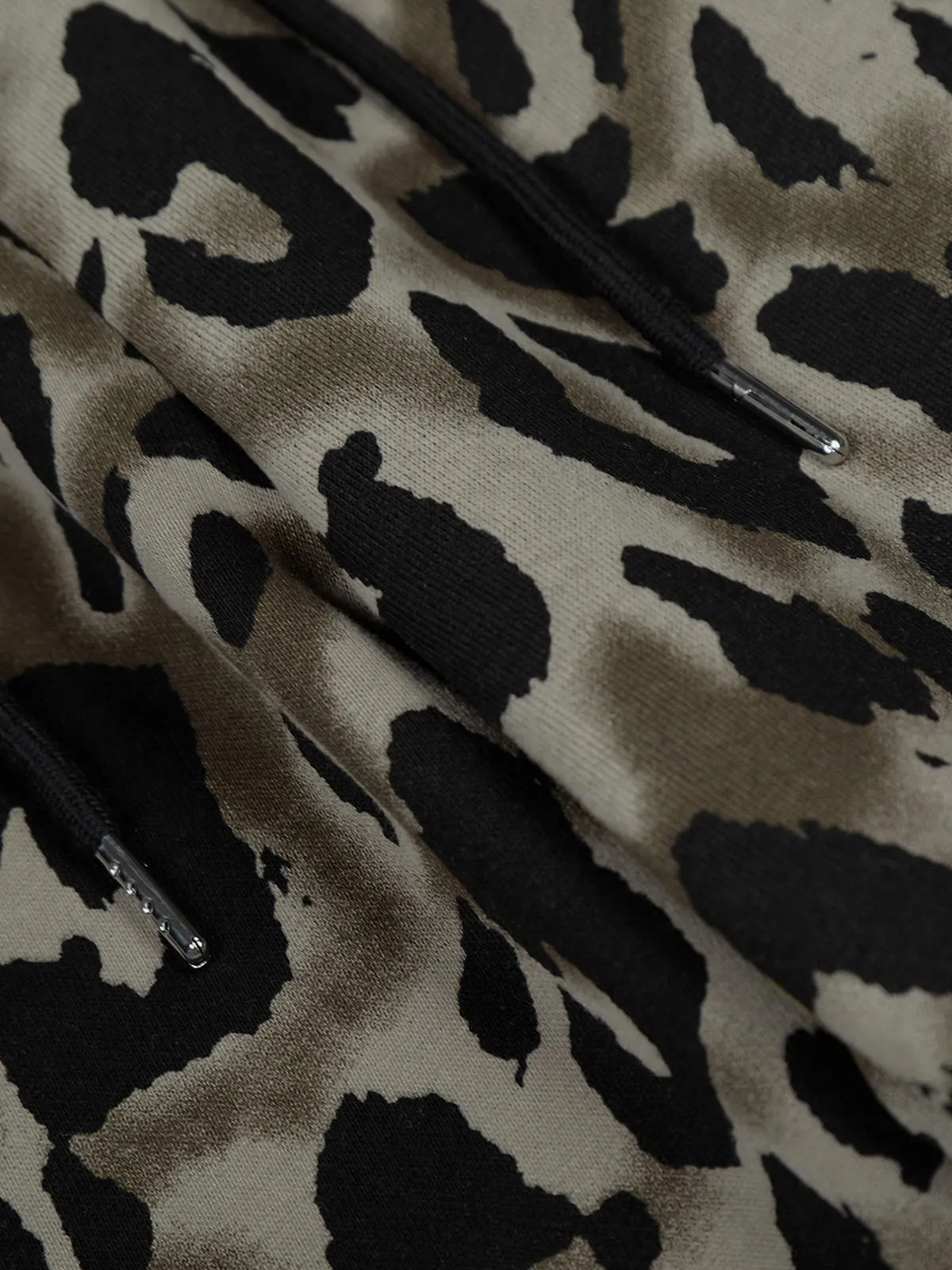 Aelfric Eden Leopard Stripe Baggy Barrel Sweatpants sold by Aelfric Eden product image thumbnail 3