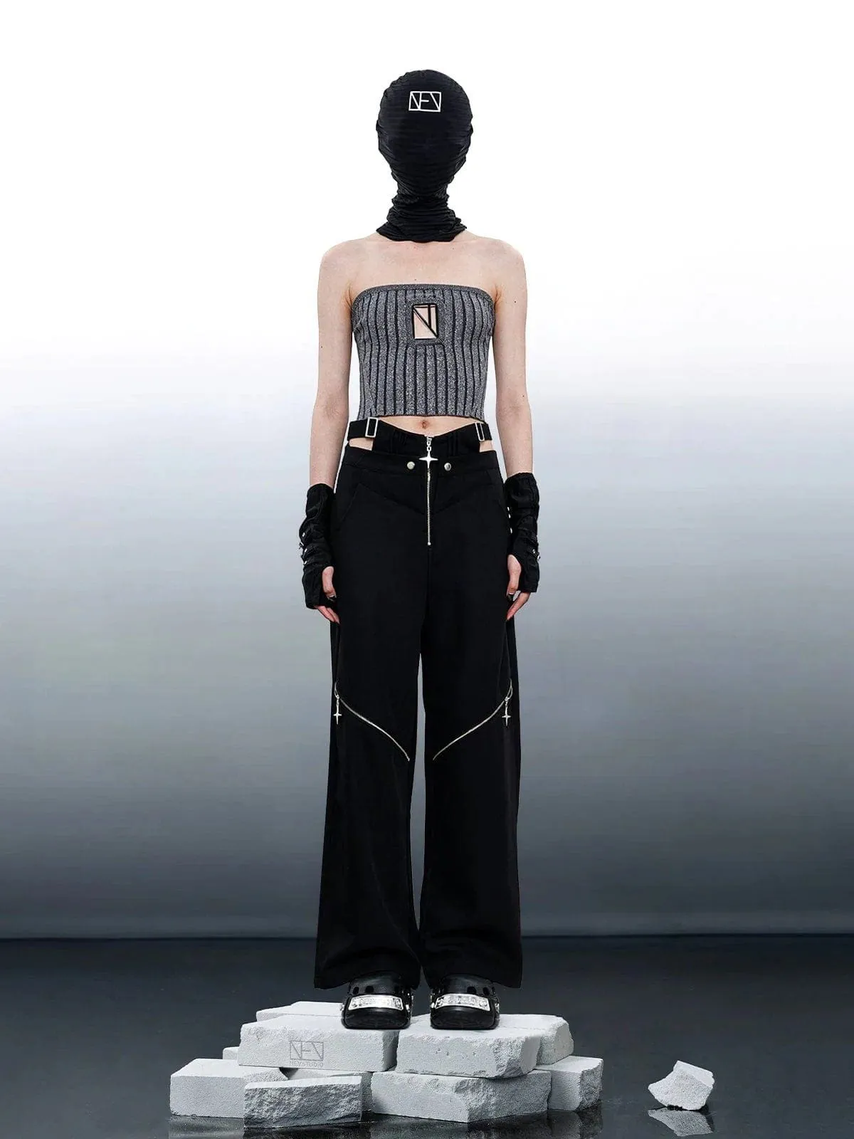 Eye Of Moon Cut-Out Vest sold by Aelfric Eden product image thumbnail 4