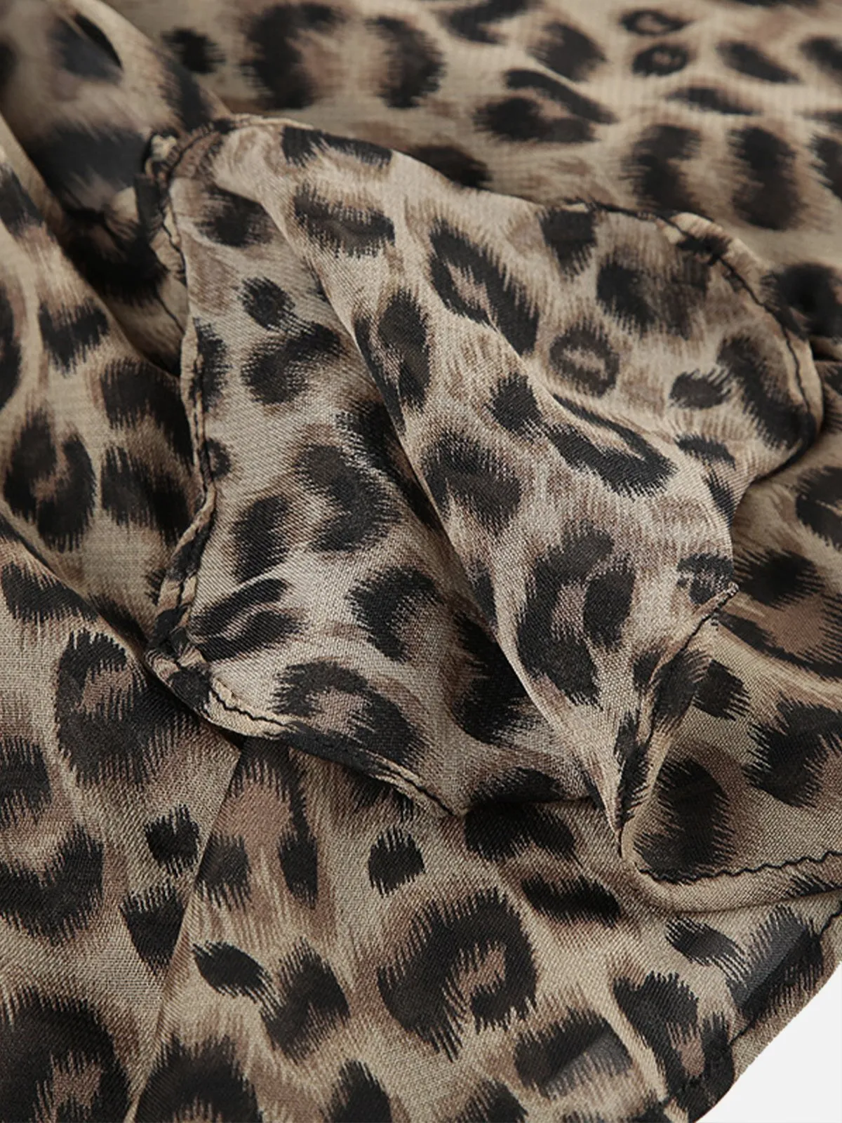 Aelfric Eden Leopard Print Halter Cami Top sold by Aelfric Eden product image thumbnail 4