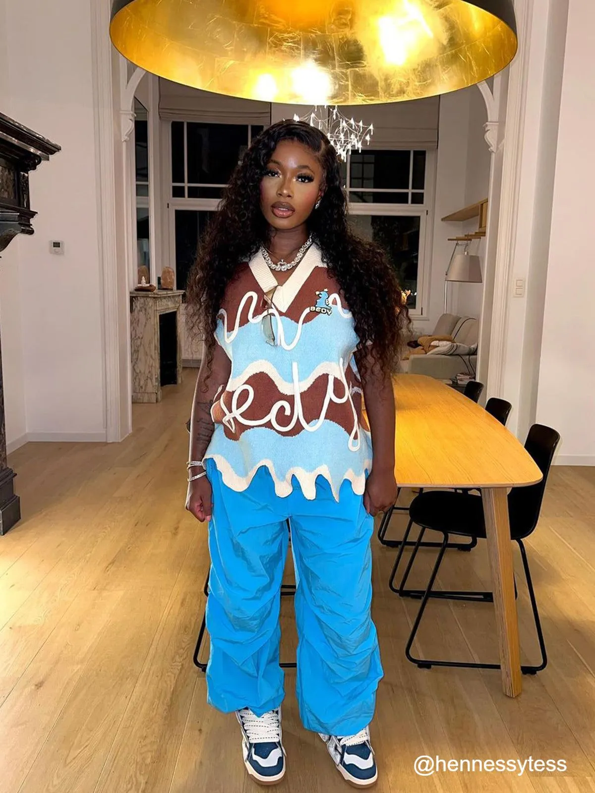 Aelfric Eden Irregular Hem Sweater Vest sold by Aelfric Eden product image thumbnail 2