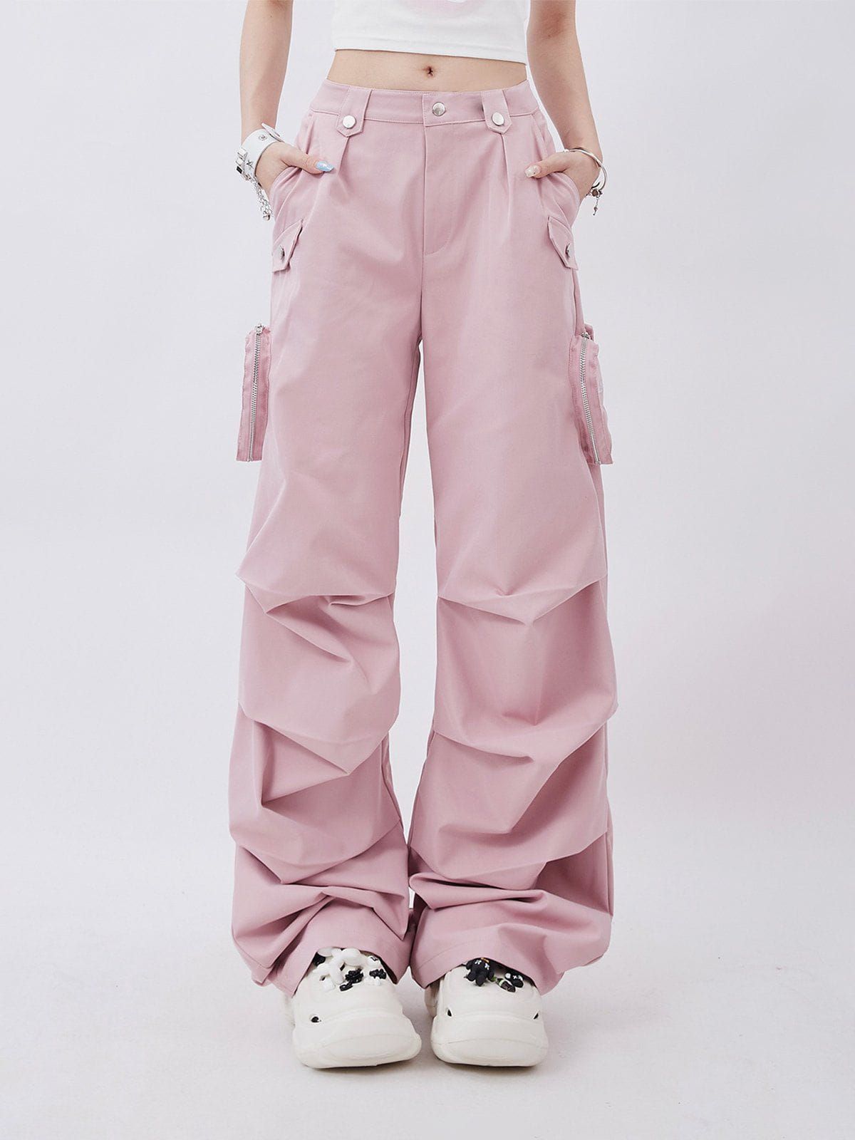 Aelfric Eden 3D Heart Pocket Cargo Pants sold by Aelfric Eden