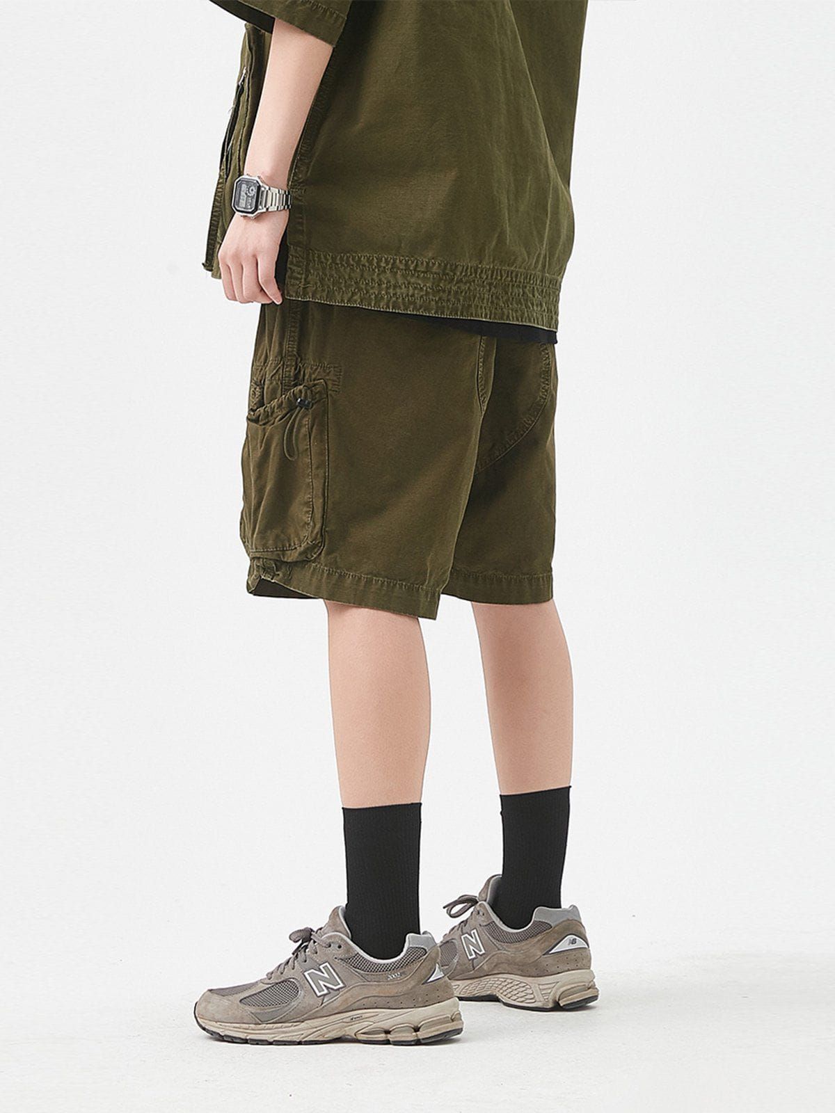 Aelfric Eden Multiple Pockets Drawstring Shorts sold by Aelfric Eden product image thumbnail 9