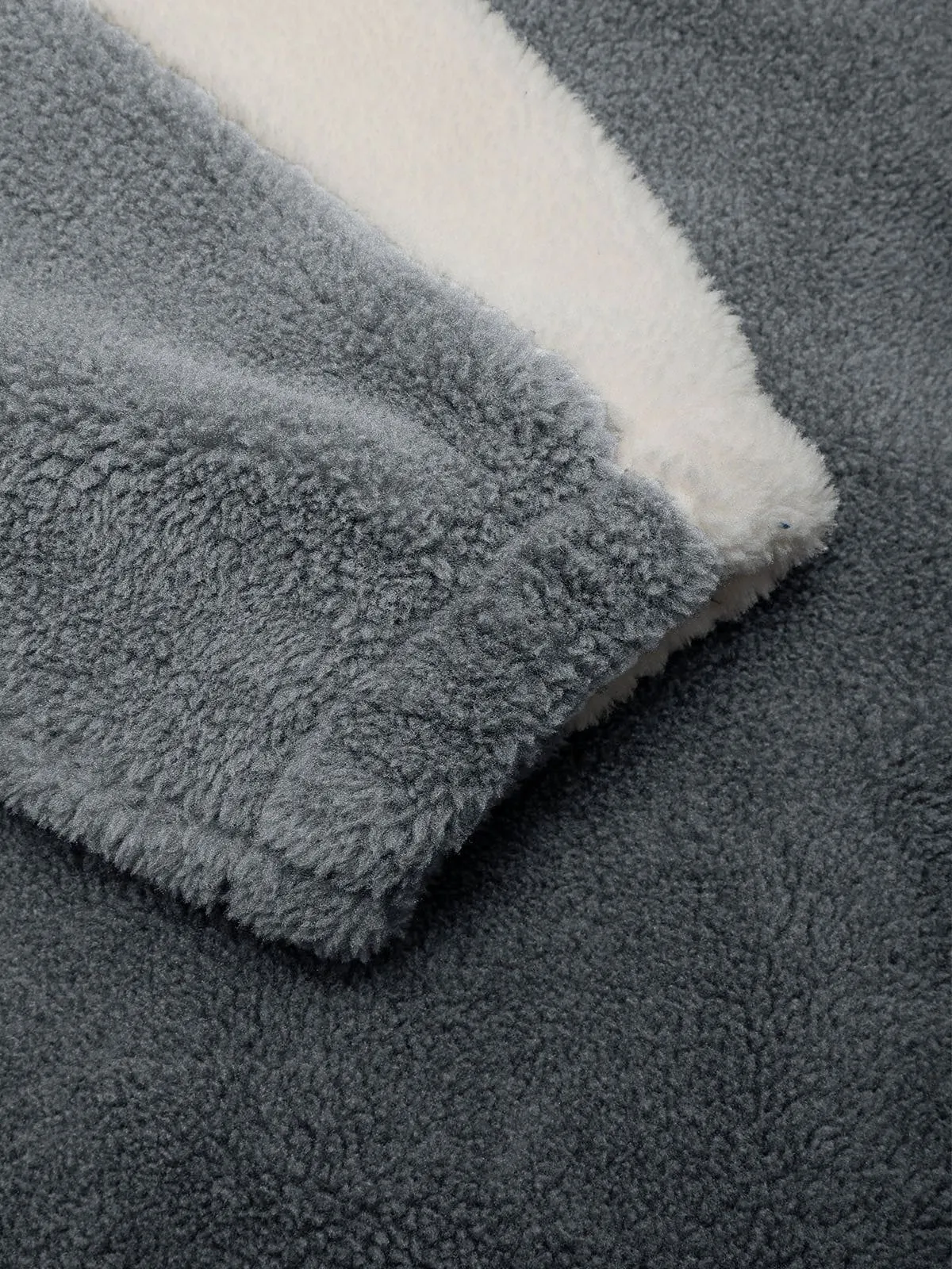 Aelfric Eden Color Block Patchwork Sherpa Jacket sold by Aelfric Eden product image thumbnail 4