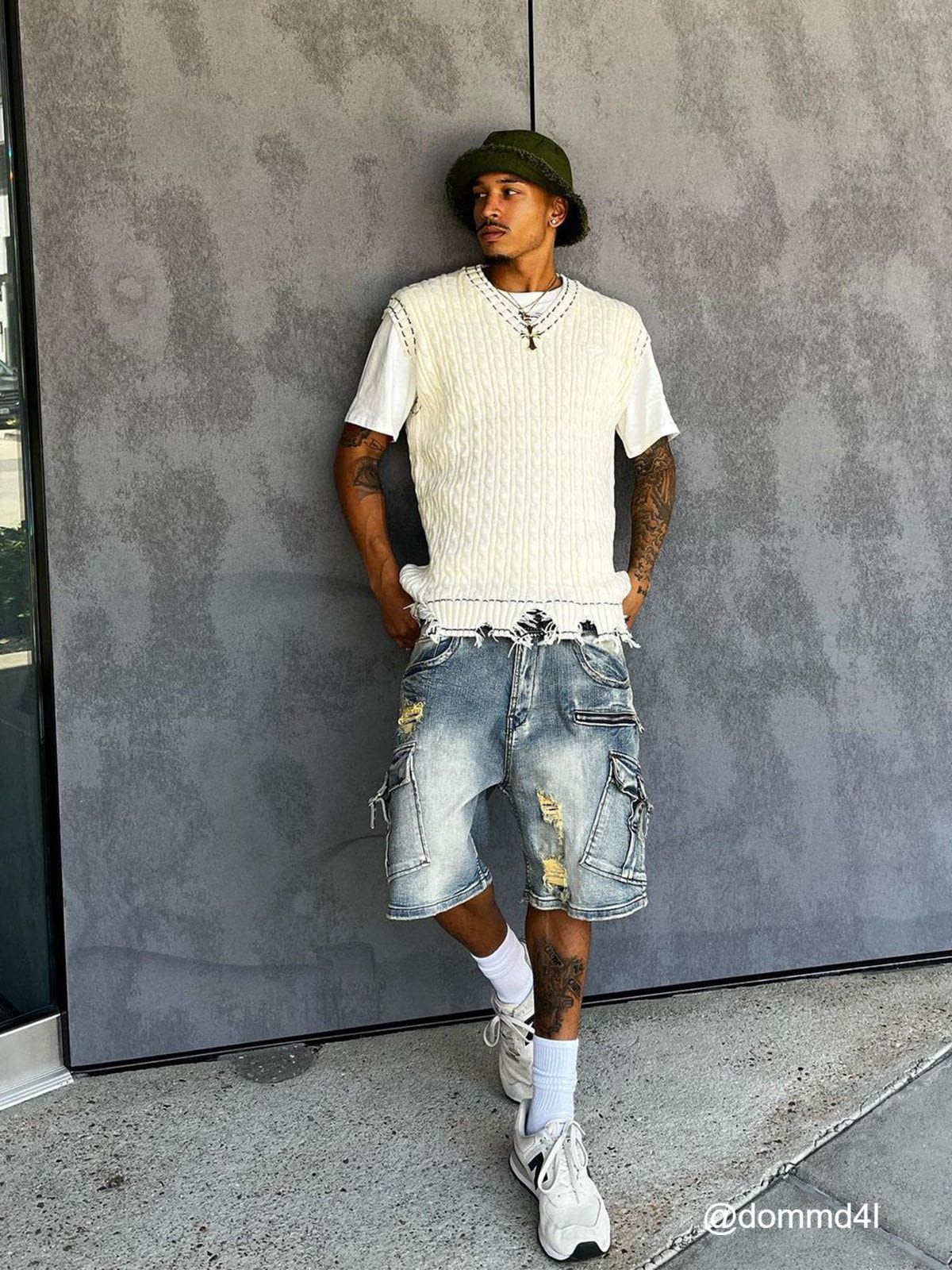 Aelfric Eden Cut Hem Sweater Vest sold by Aelfric Eden product image thumbnail 3