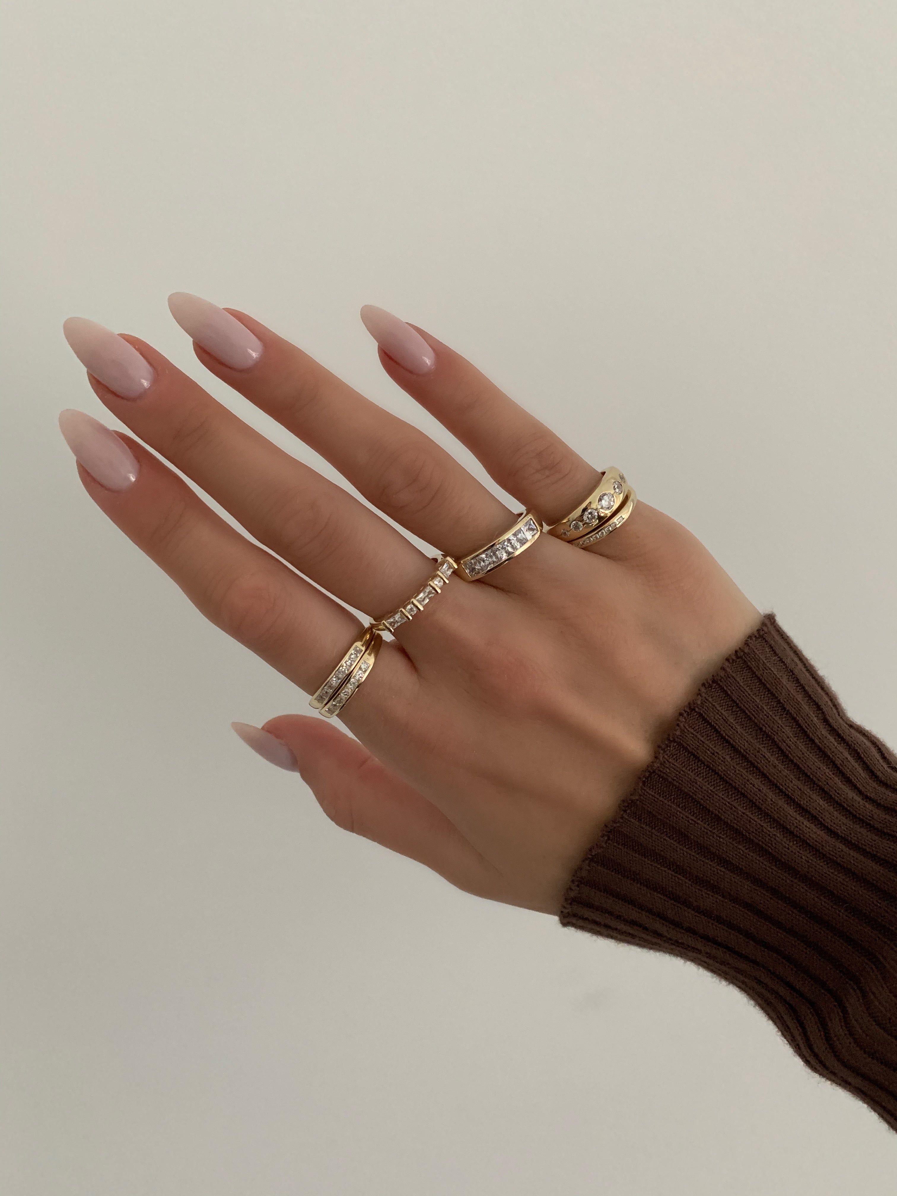 RN044 sold by Lisa Gozlan product image thumbnail 2