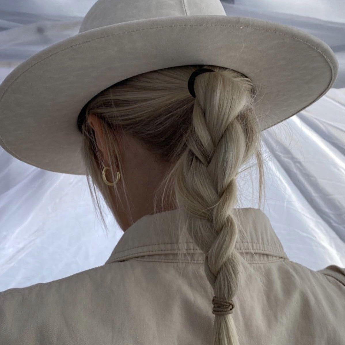 E006 sold by Lisa Gozlan product image thumbnail 2