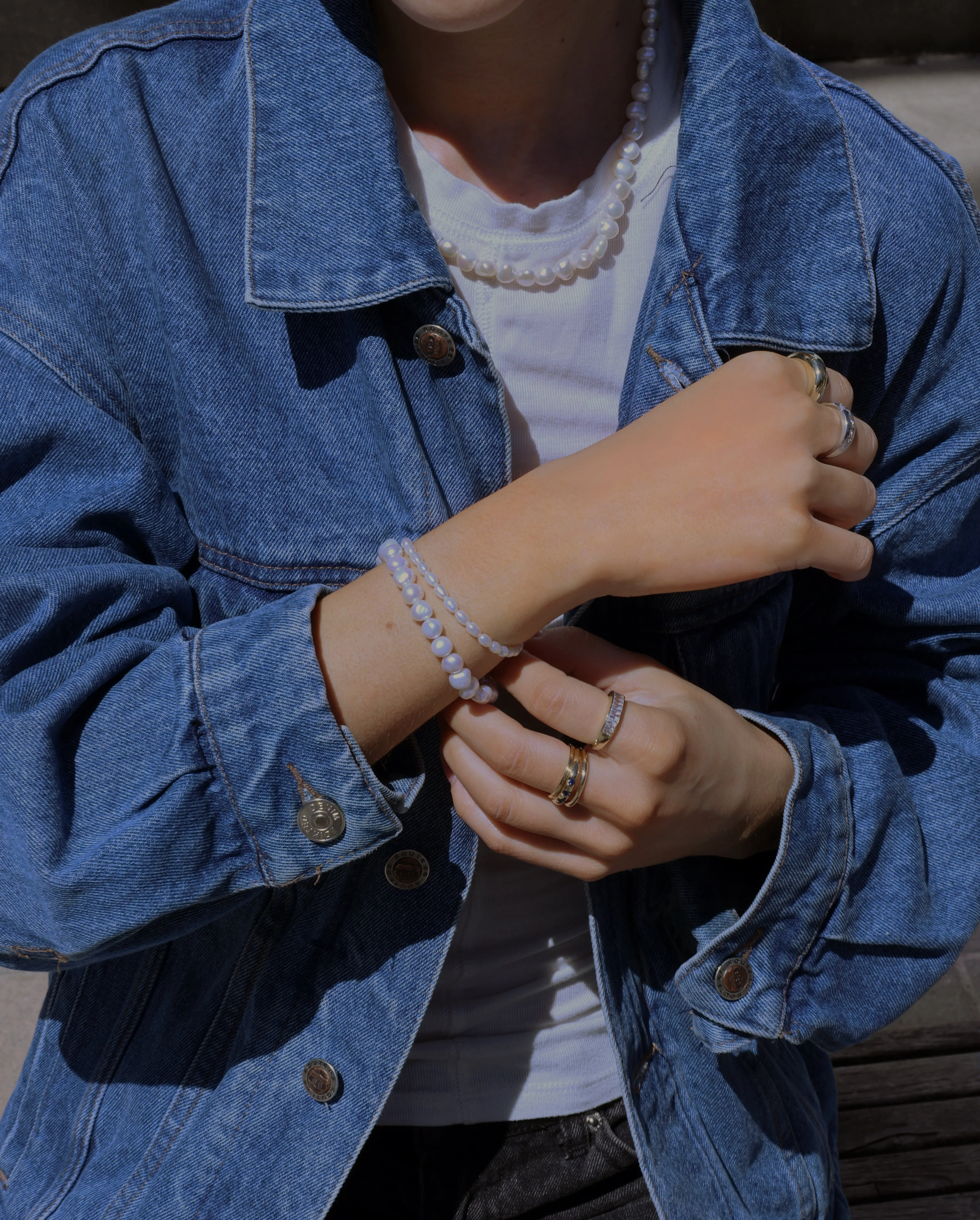 THE SIGNATURE PEARL NECKLACE sold by Lisa Gozlan product image thumbnail 4