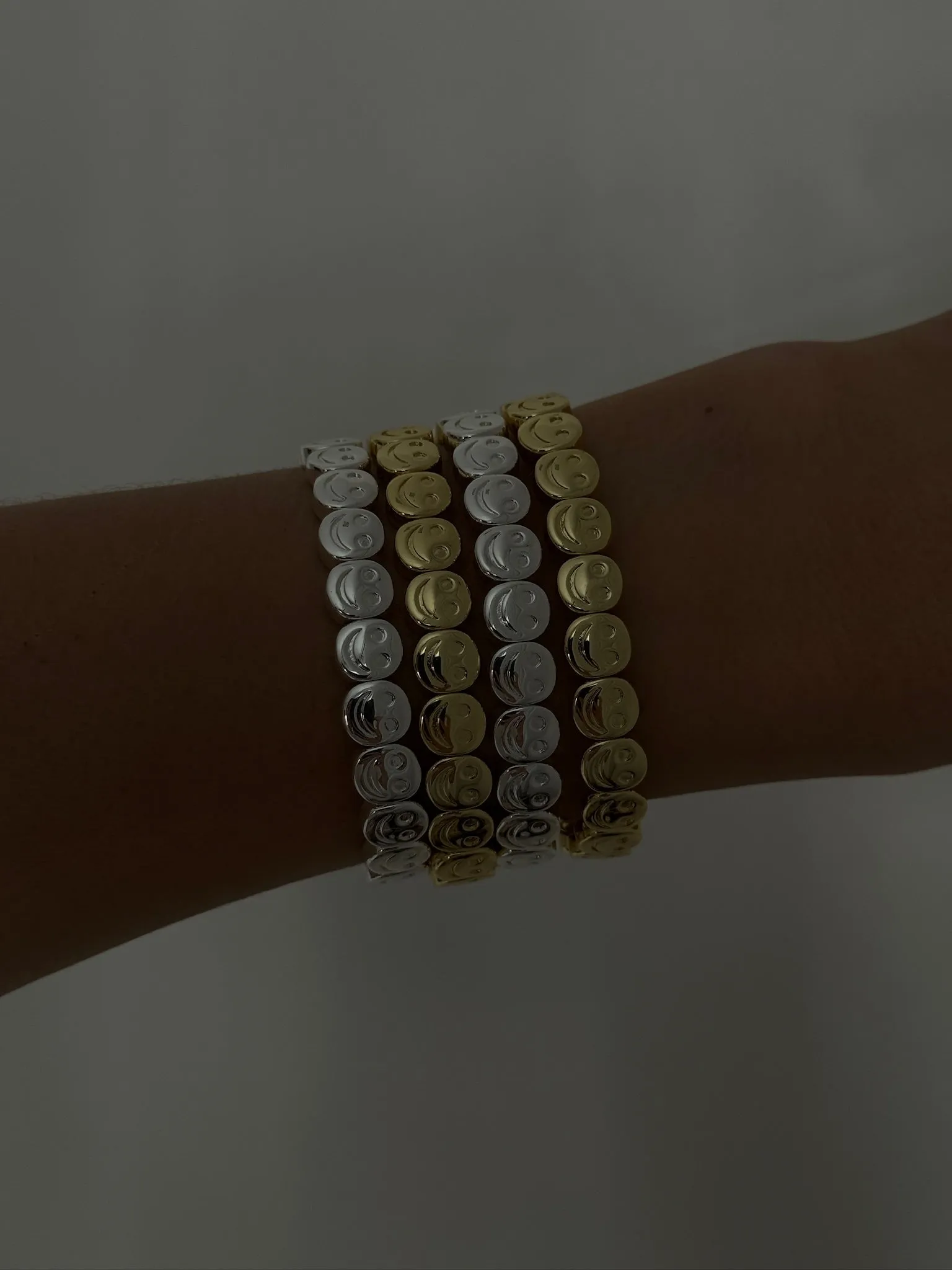 THE CLASSIC sold by Lisa Gozlan product image thumbnail 5